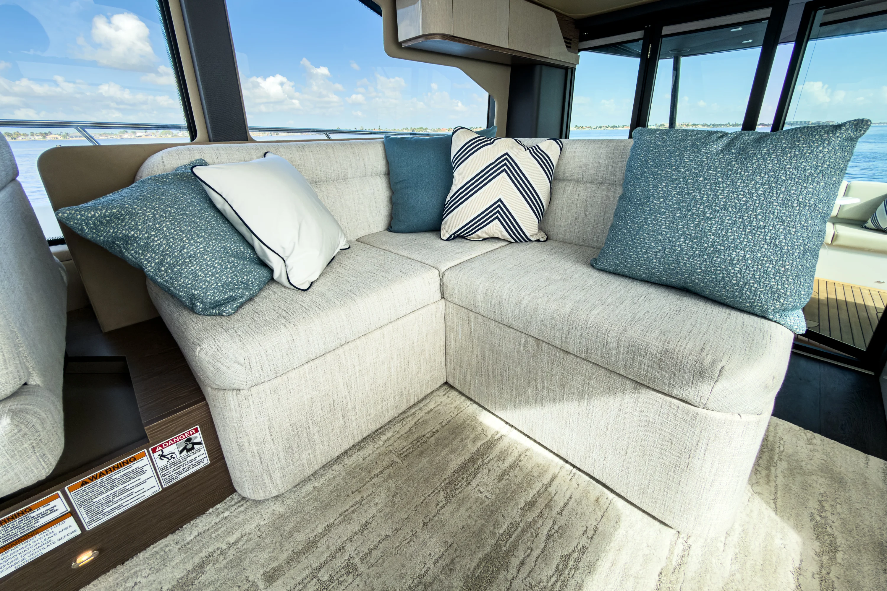 2026 Cruisers Yachts
                                                             50 FLY Image Thumbnail #30