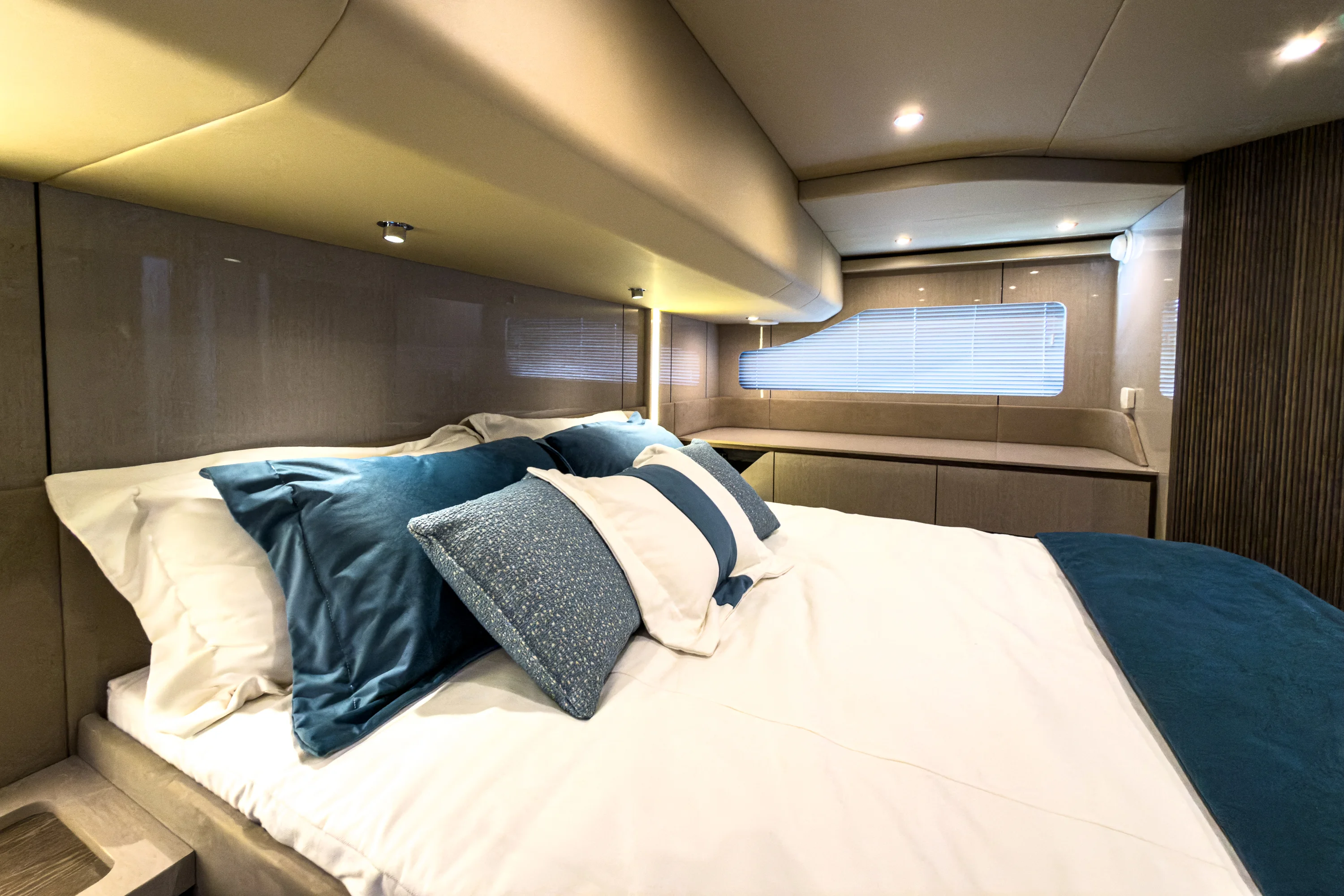 2026 Cruisers Yachts
                                                             50 FLY Image Thumbnail #53