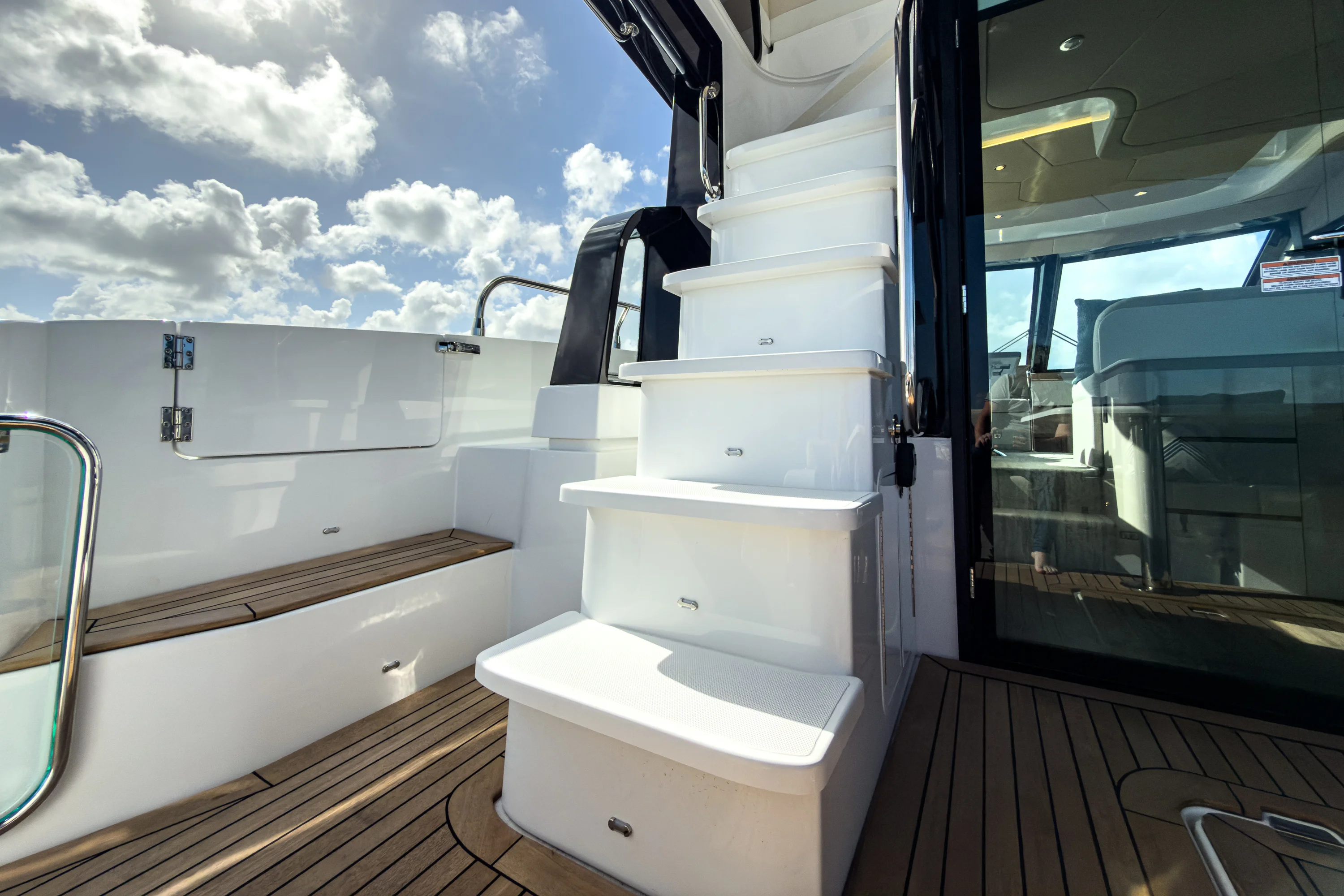 2026 Cruisers Yachts
                                                             50 FLY Image Thumbnail #68