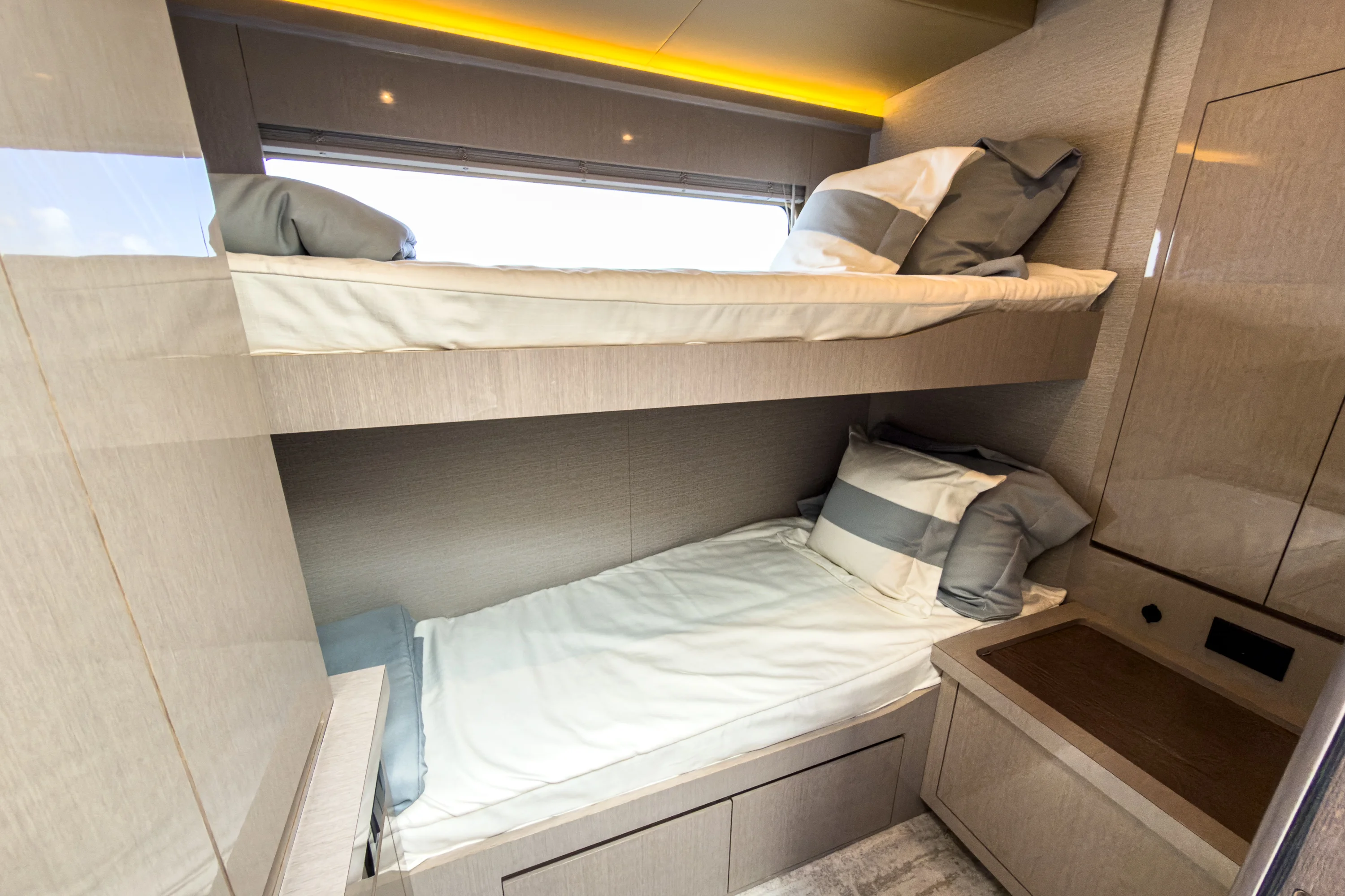 2026 Cruisers Yachts
                                                             50 FLY Image Thumbnail #63