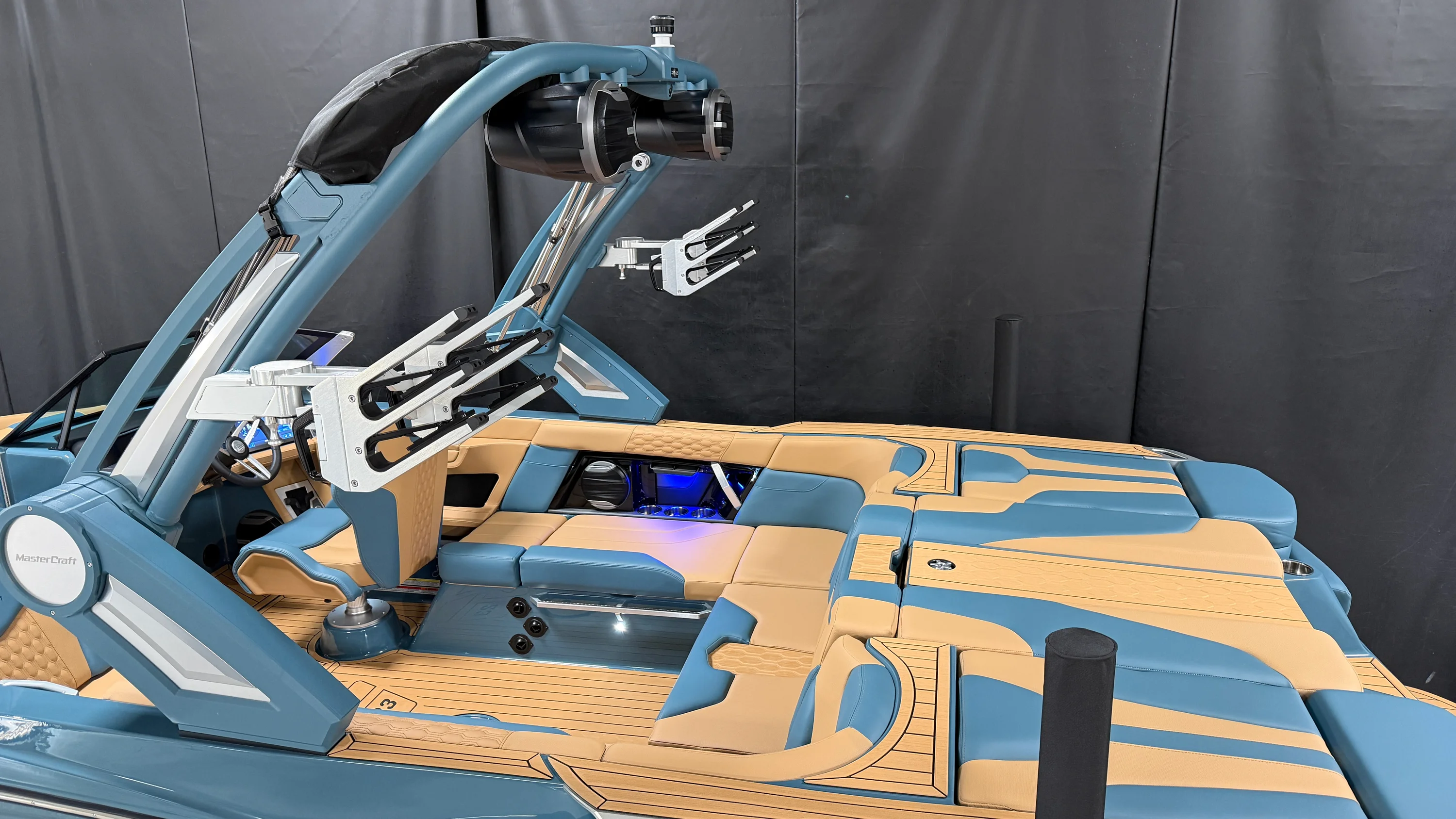 2026 Mastercraft XT23 Image Thumbnail #6