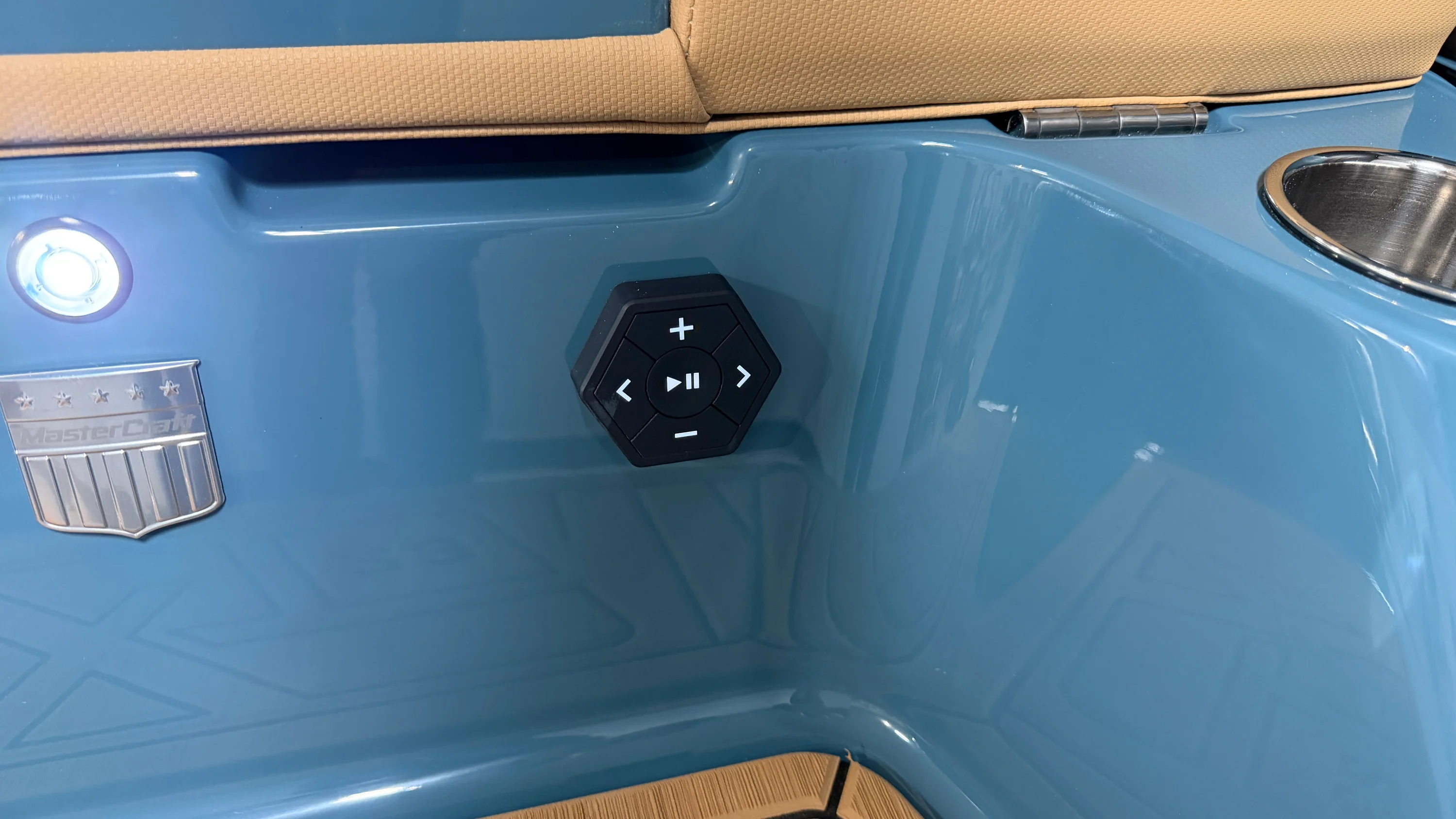 2026 Mastercraft XT23 Image Thumbnail #14