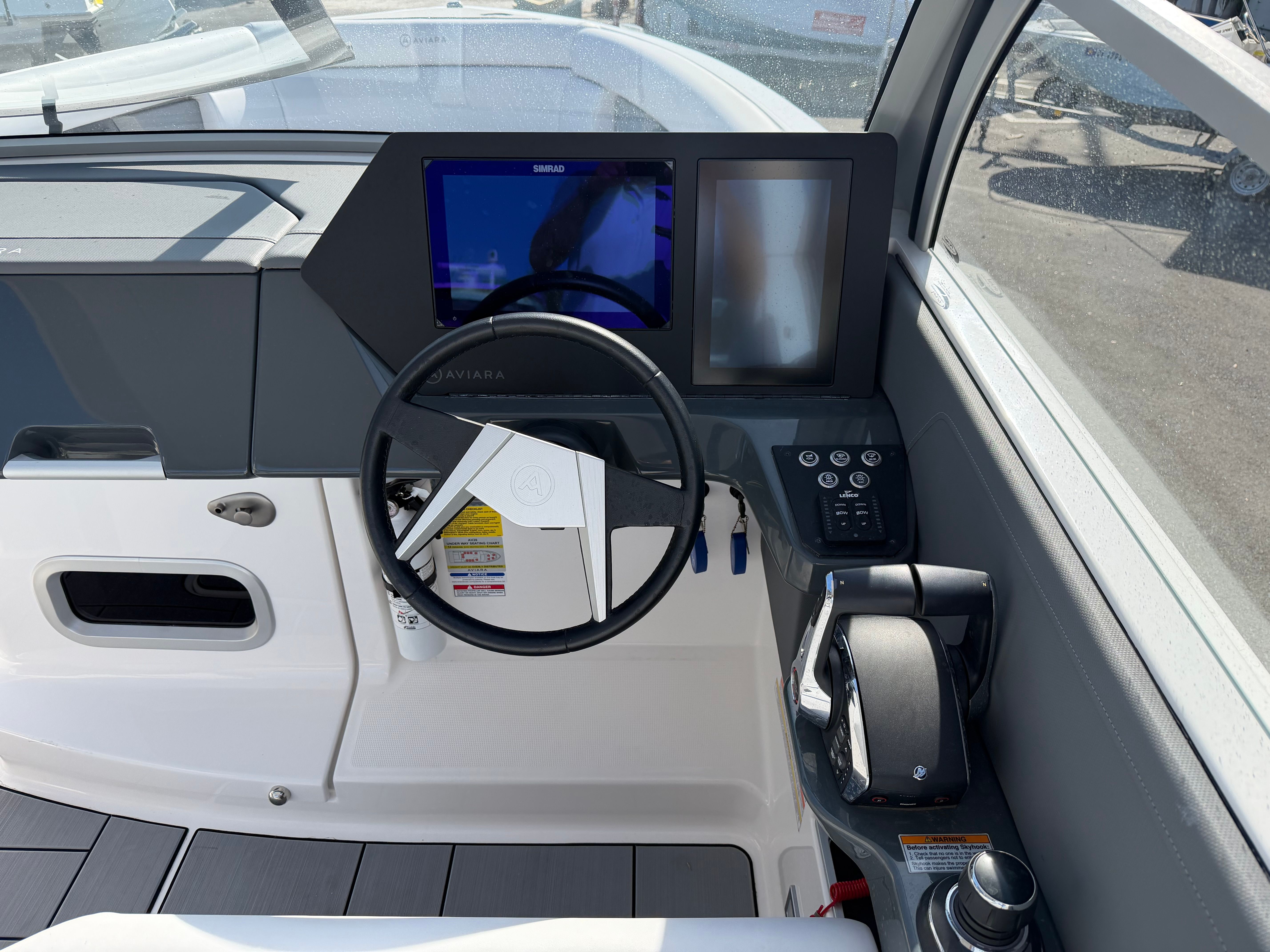 2025 Aviara AV-28 OB Image Thumbnail #8