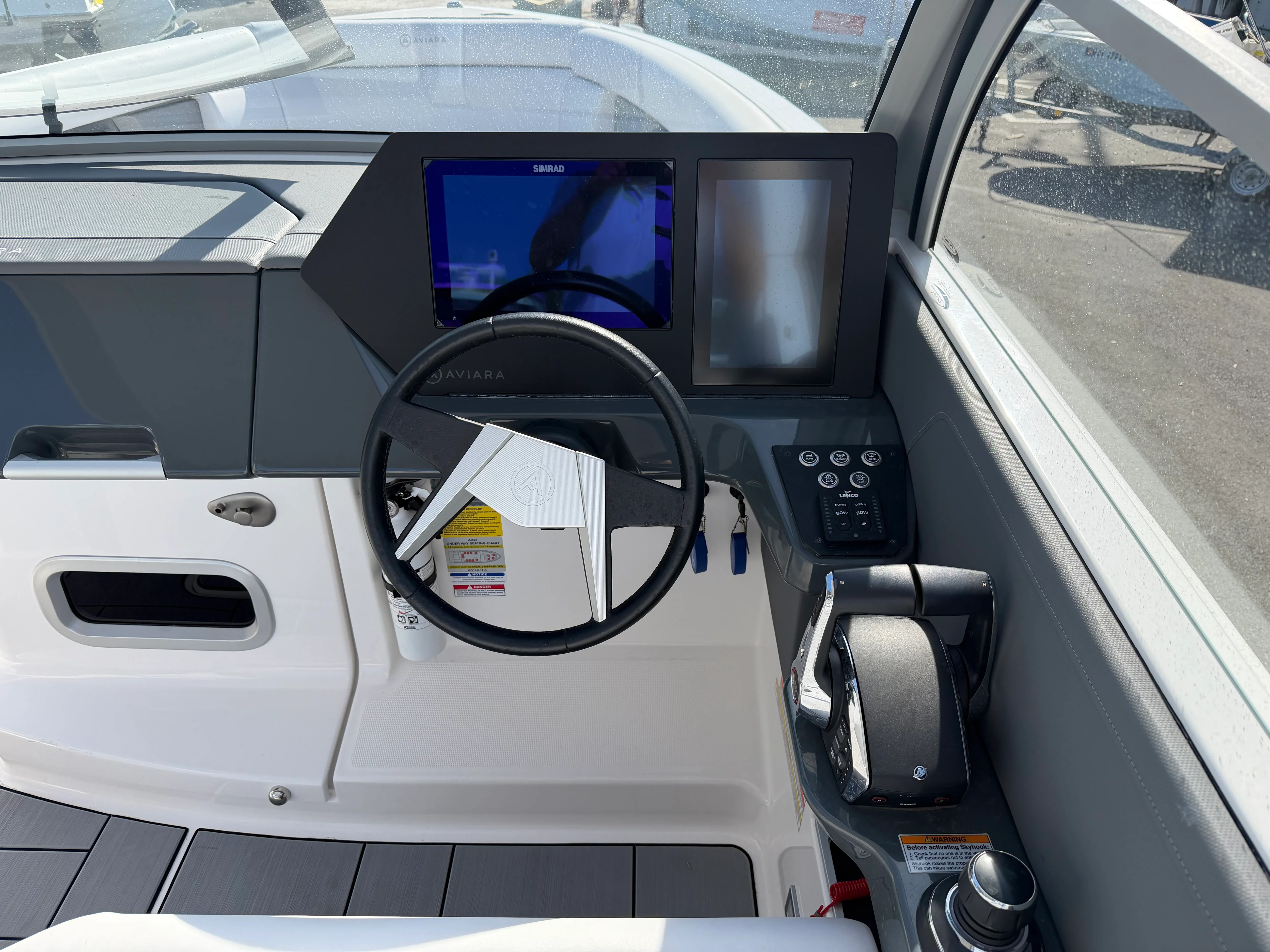 2025 Aviara AV-28 OB Image Thumbnail #8