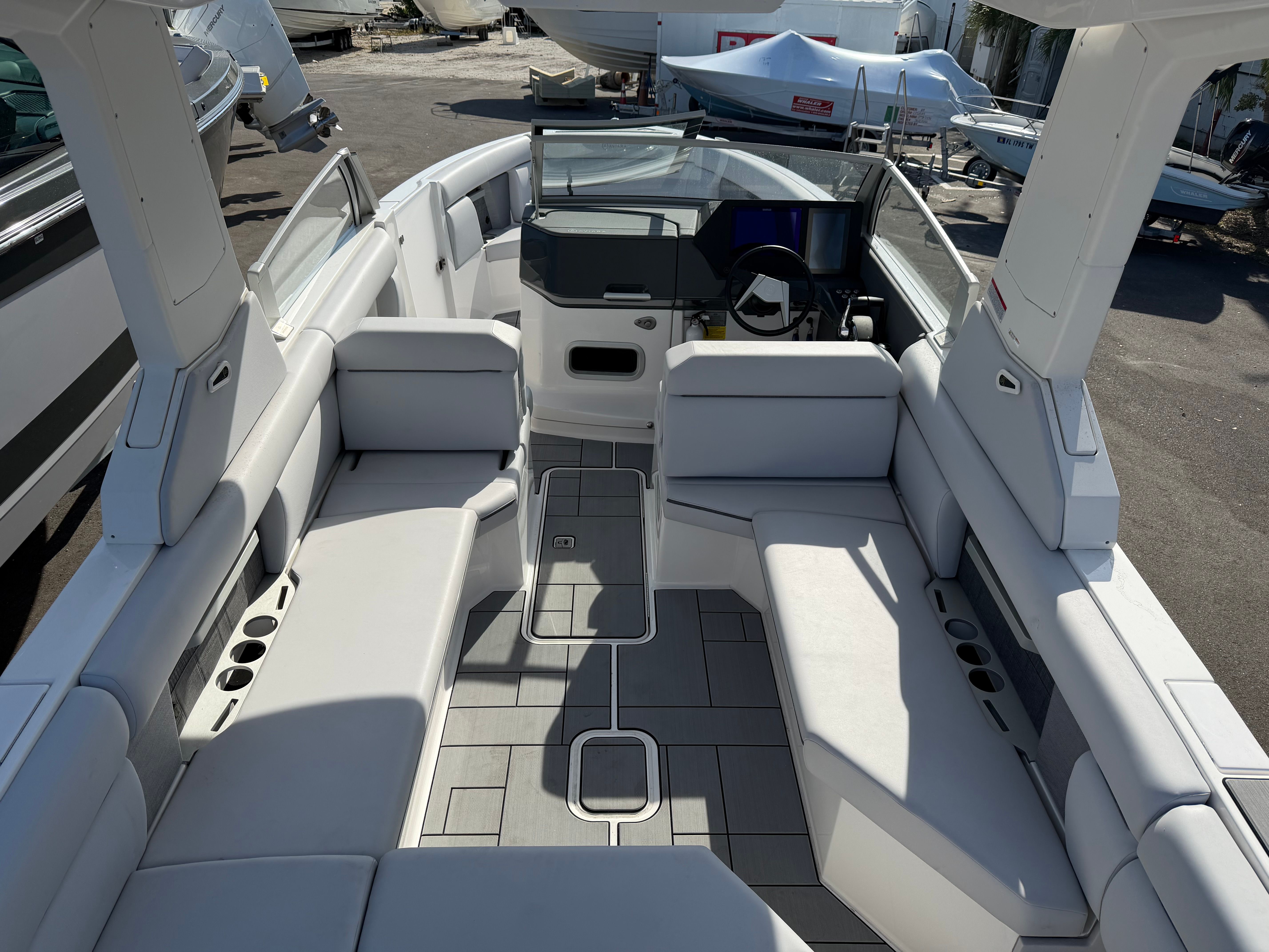 2025 Aviara AV-28 OB Image Thumbnail #6