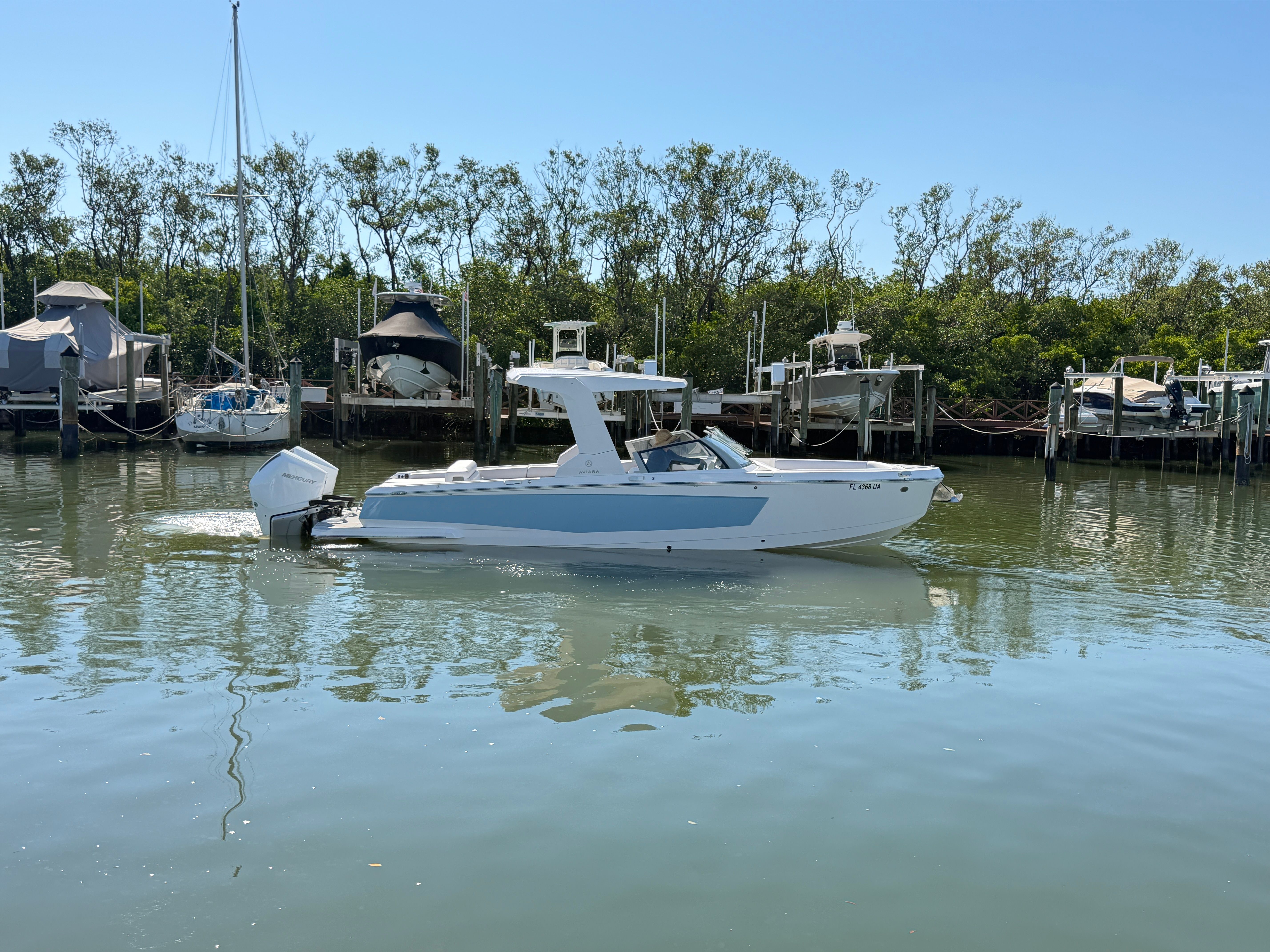 2025 Aviara AV-28 OB Image Thumbnail #0