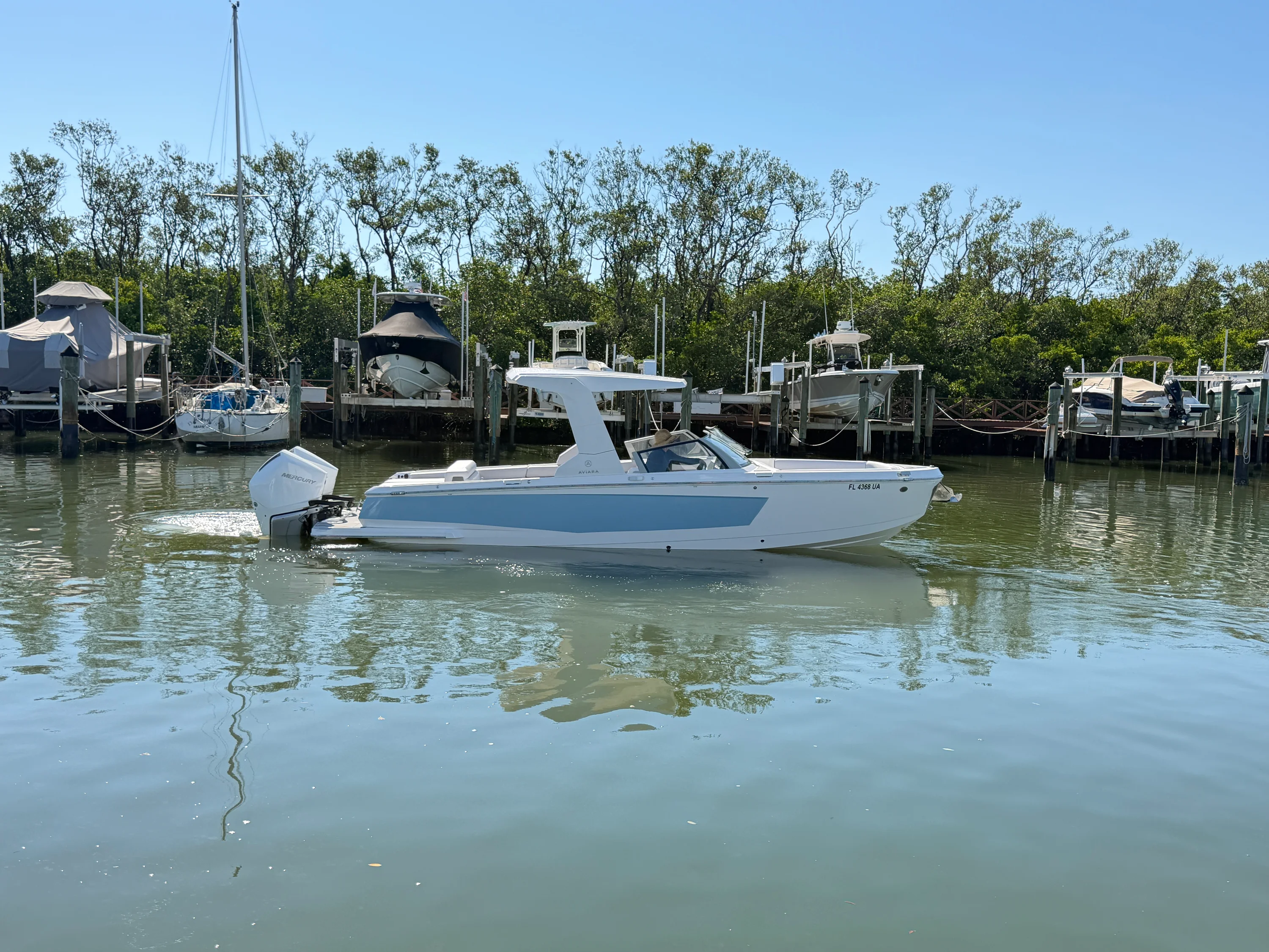 2025 Aviara AV-28 OB Image Thumbnail #0