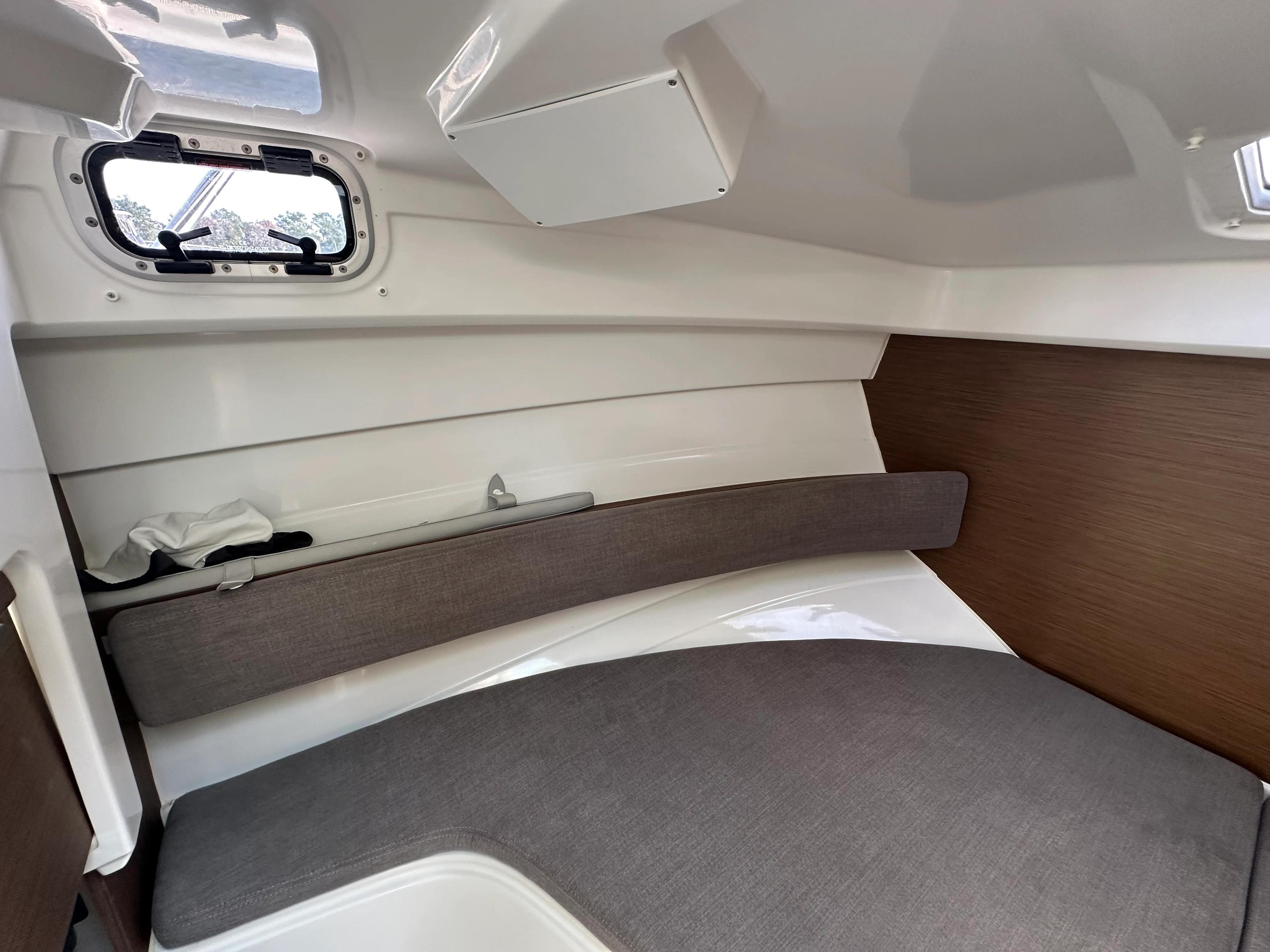 2023 Beneteau ANTARES 8 Image Thumbnail #65