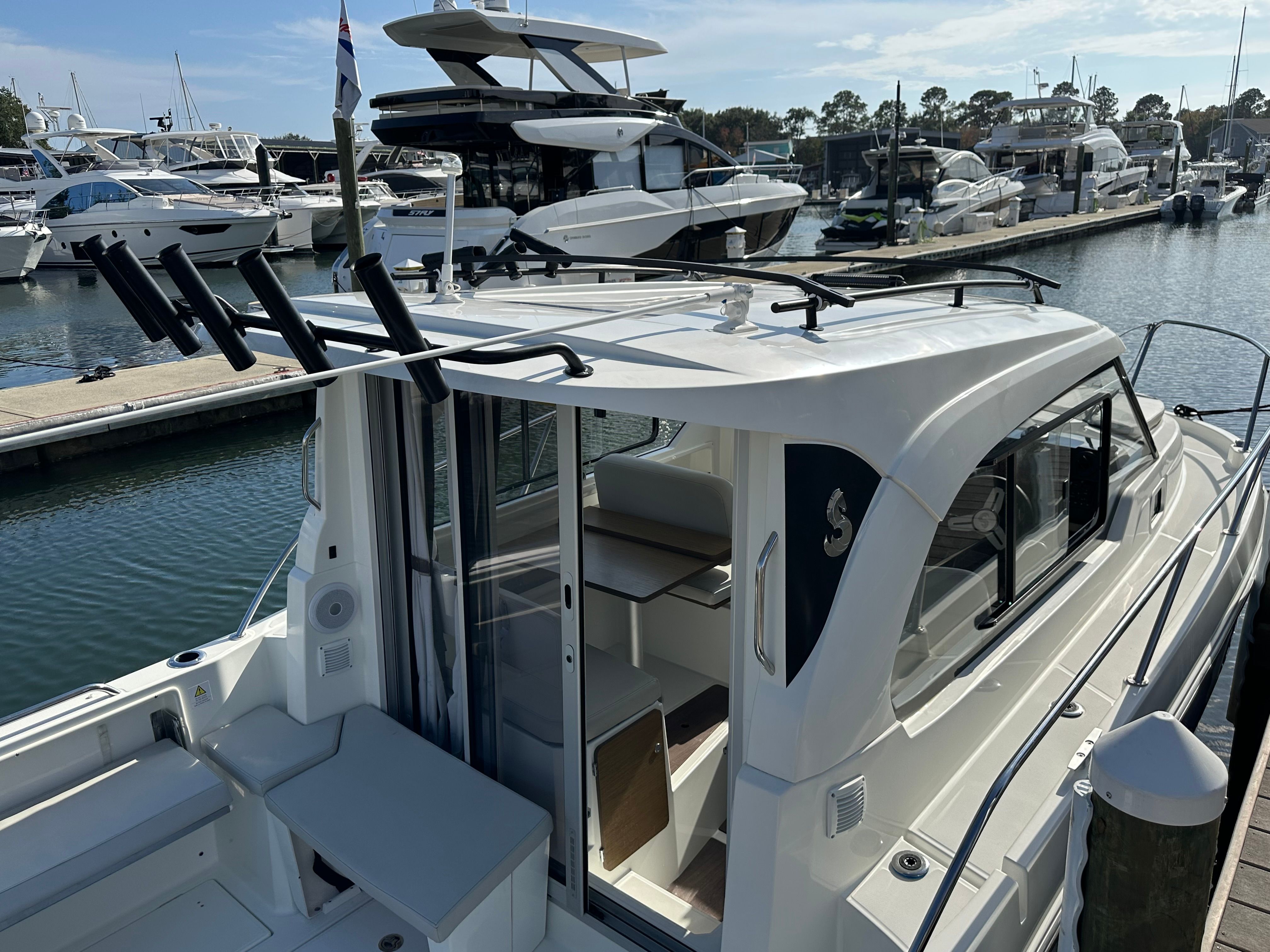 2023 Beneteau ANTARES 8 Image Thumbnail #29