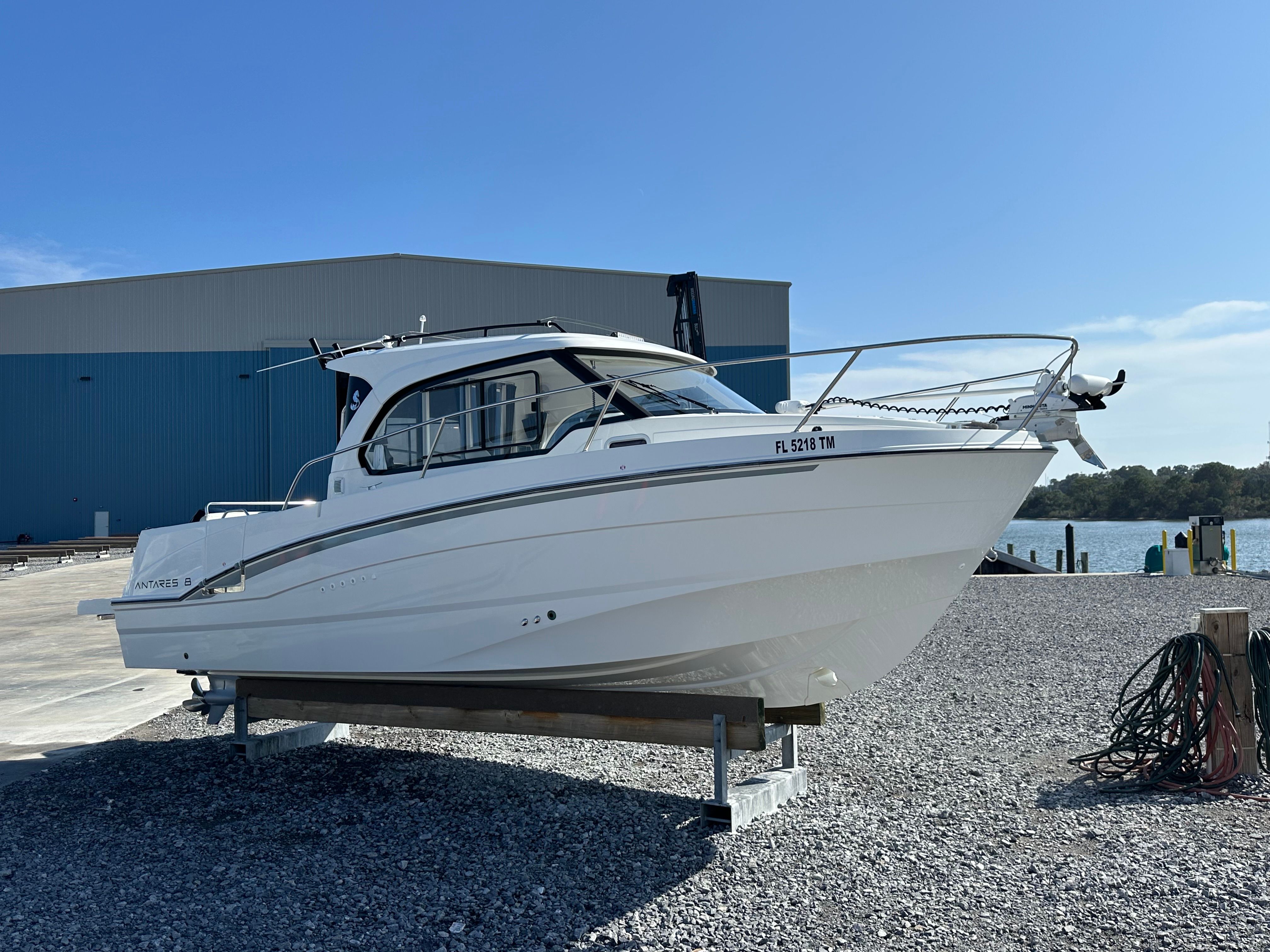 2023 Beneteau ANTARES 8 Image Thumbnail #12