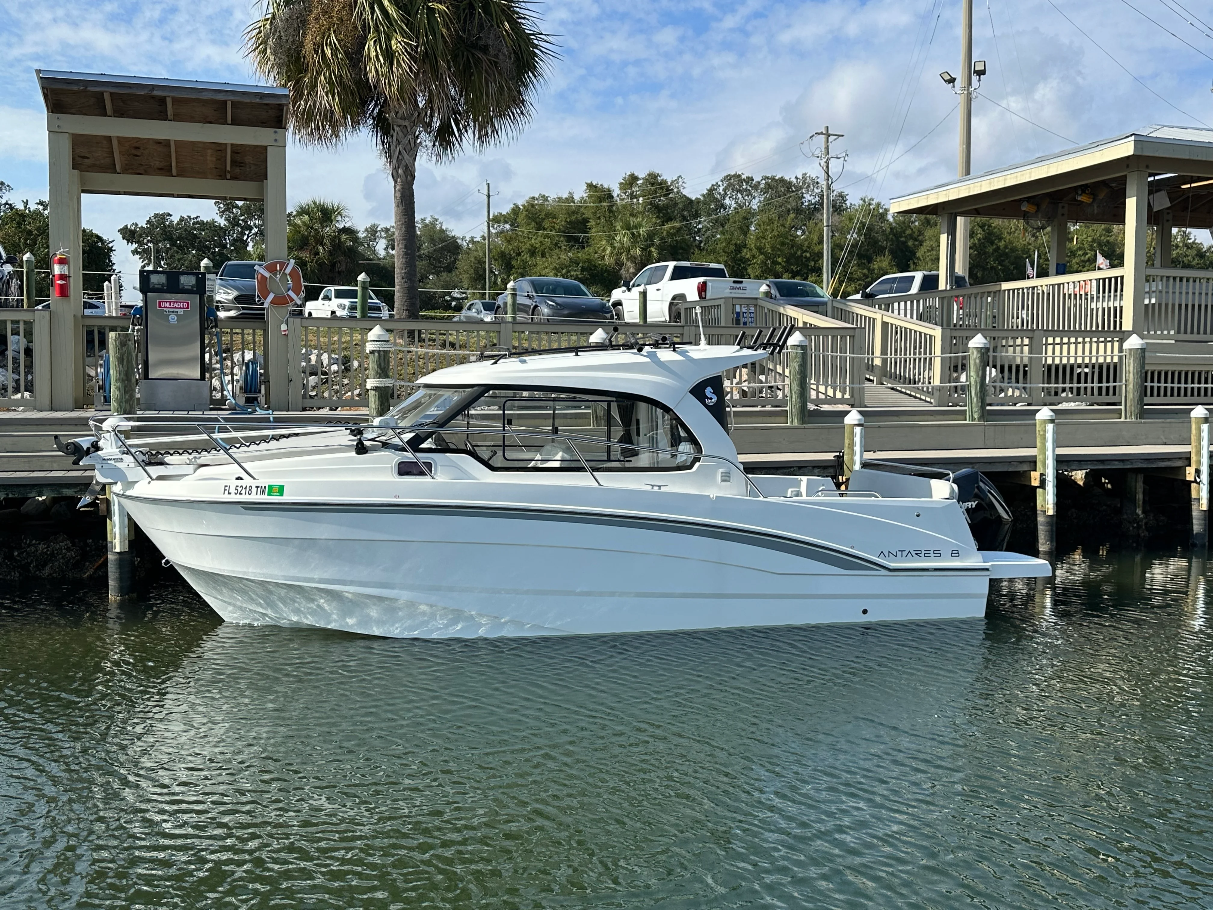 2023 Beneteau ANTARES 8 Image Thumbnail #3