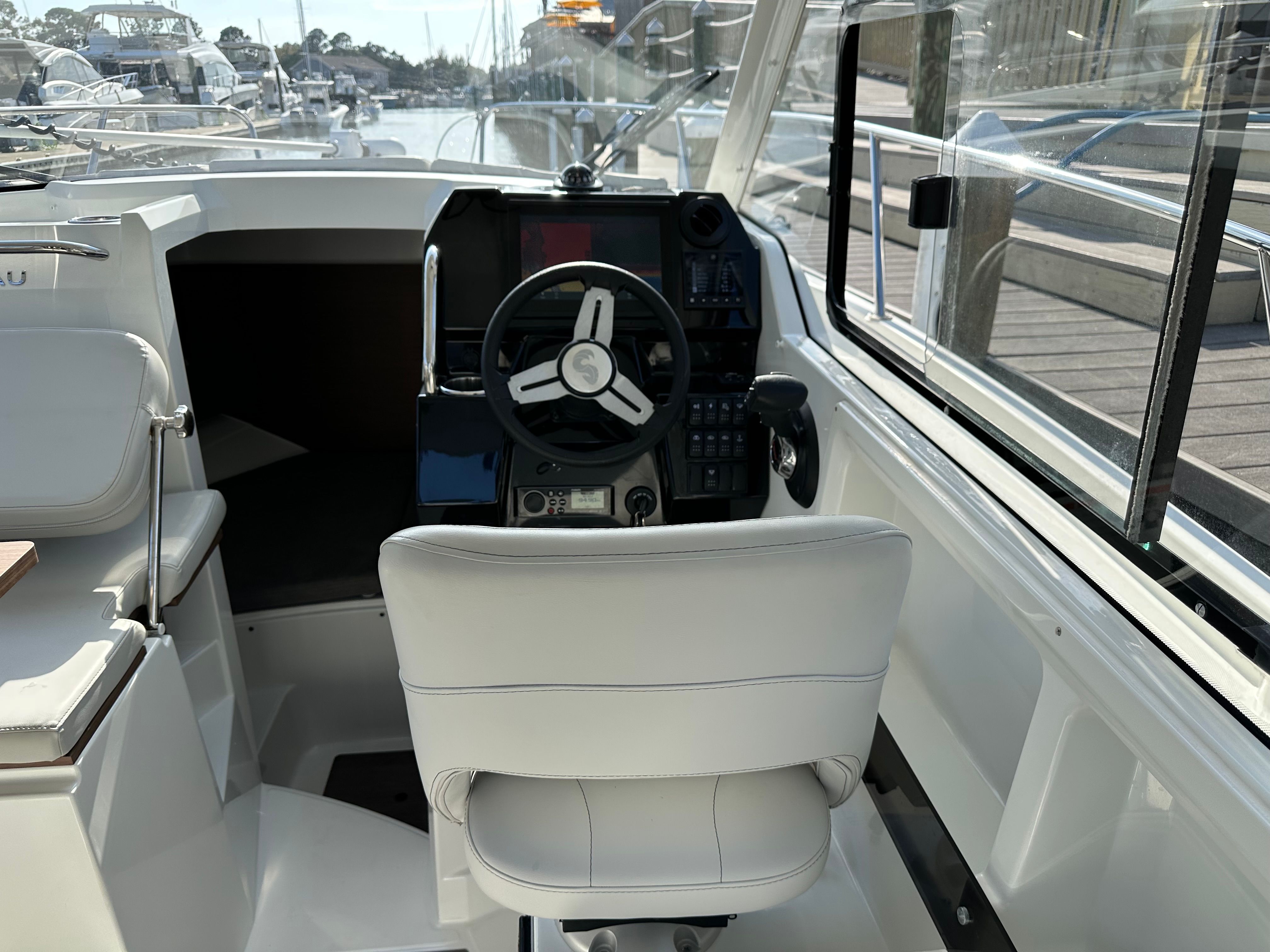 2023 Beneteau ANTARES 8 Image Thumbnail #54