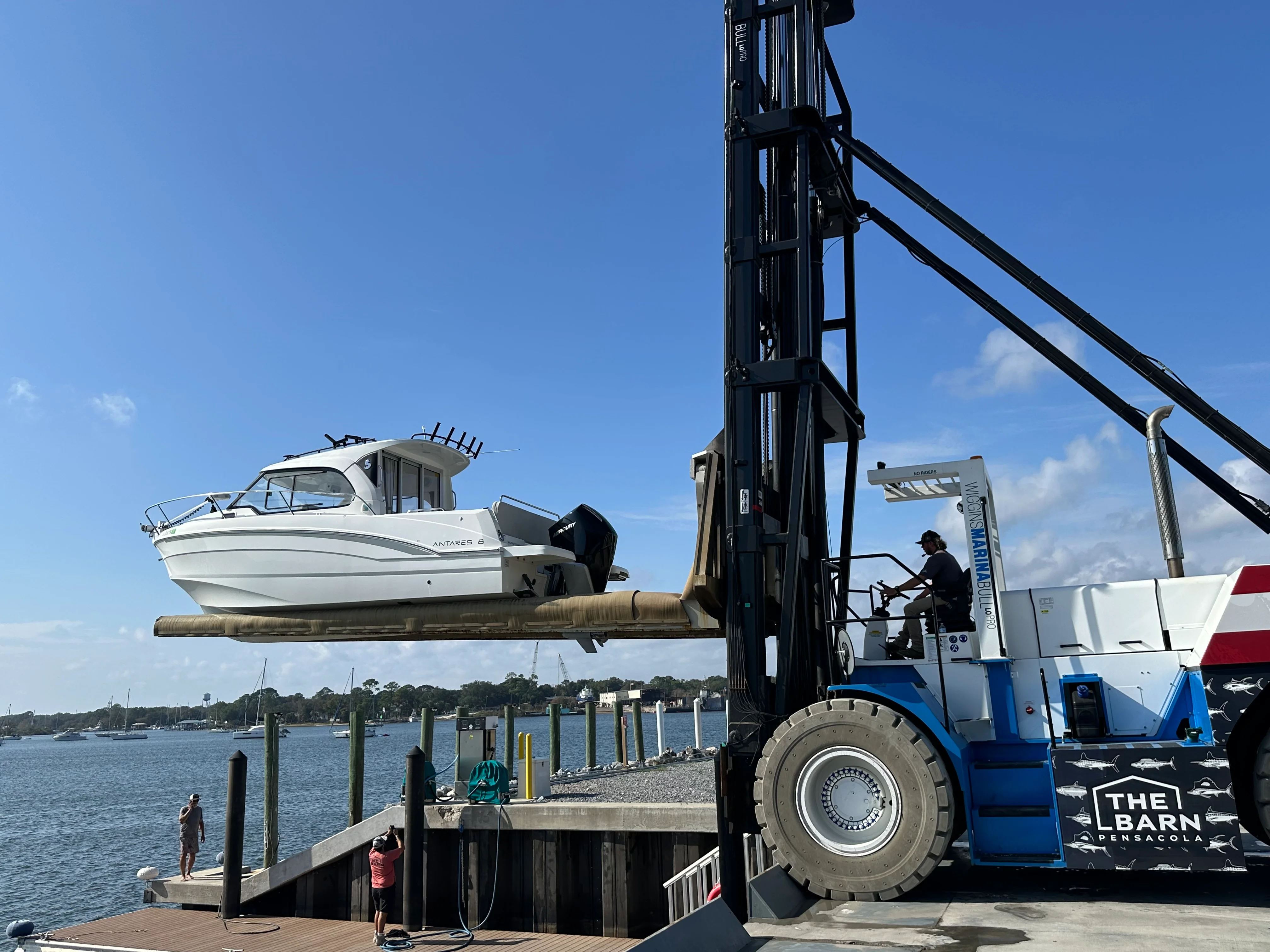 2023 Beneteau ANTARES 8 Image Thumbnail #17