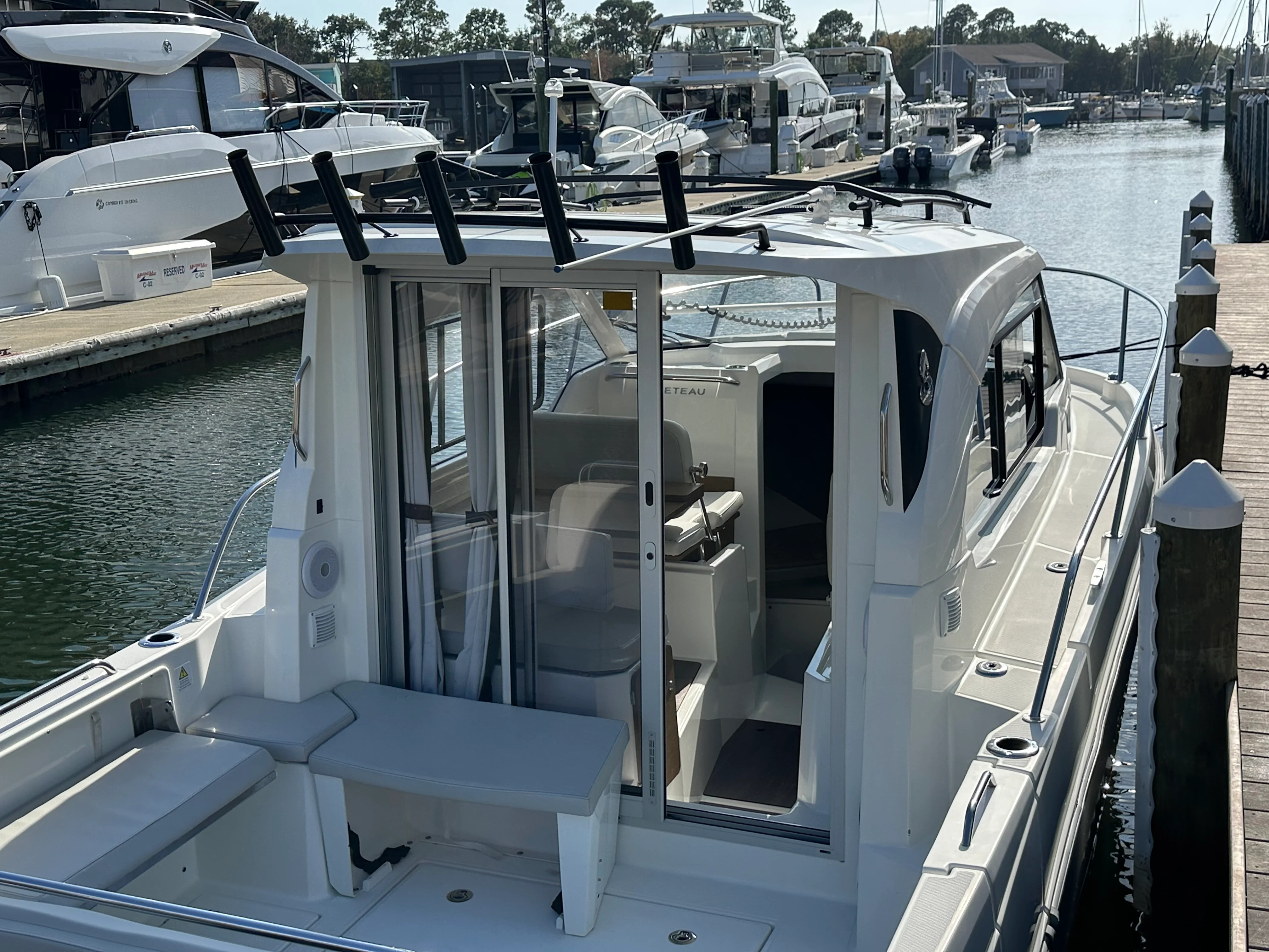 2023 Beneteau ANTARES 8 Image Thumbnail #27