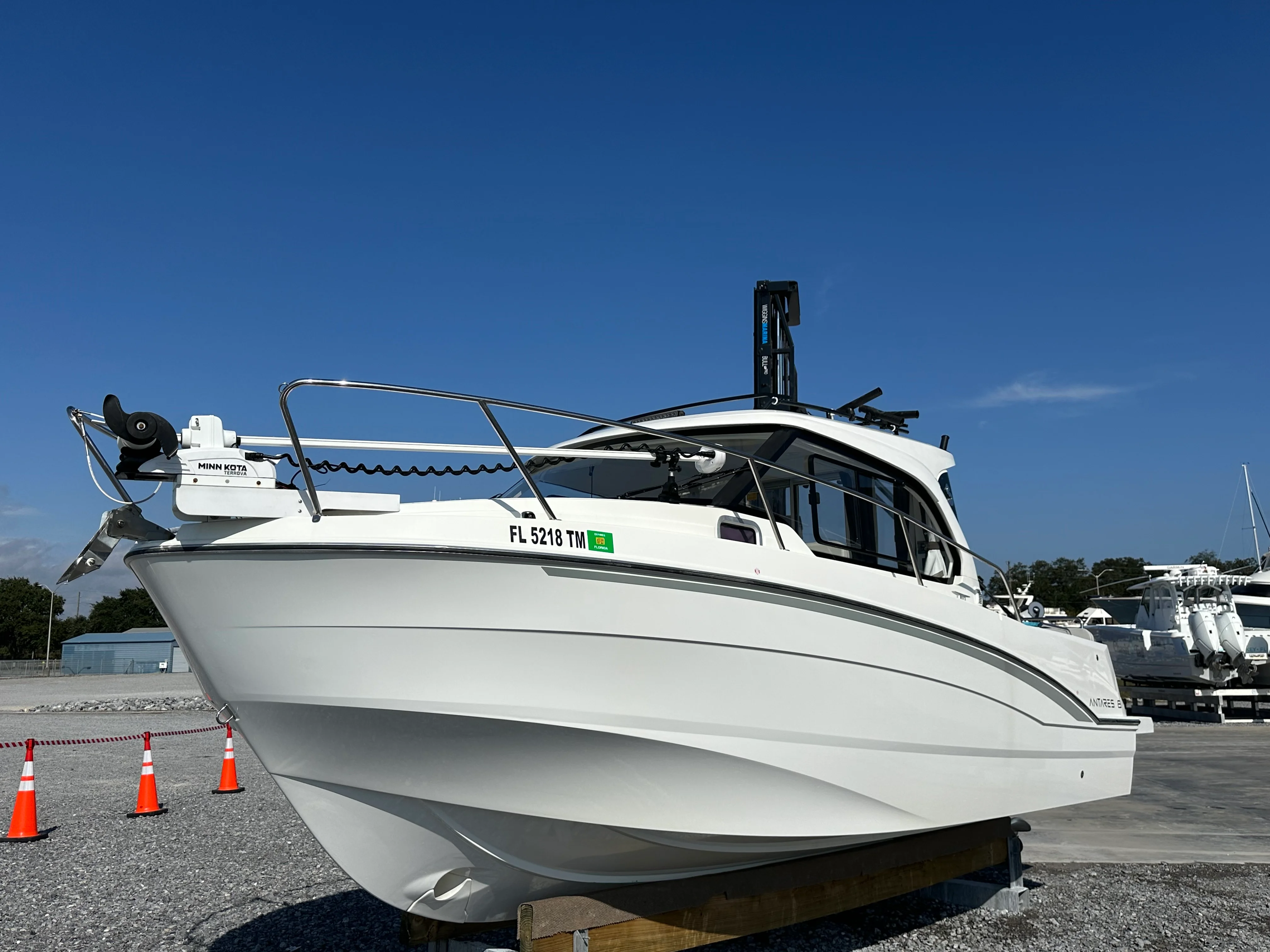 2023 Beneteau ANTARES 8 Image Thumbnail #7