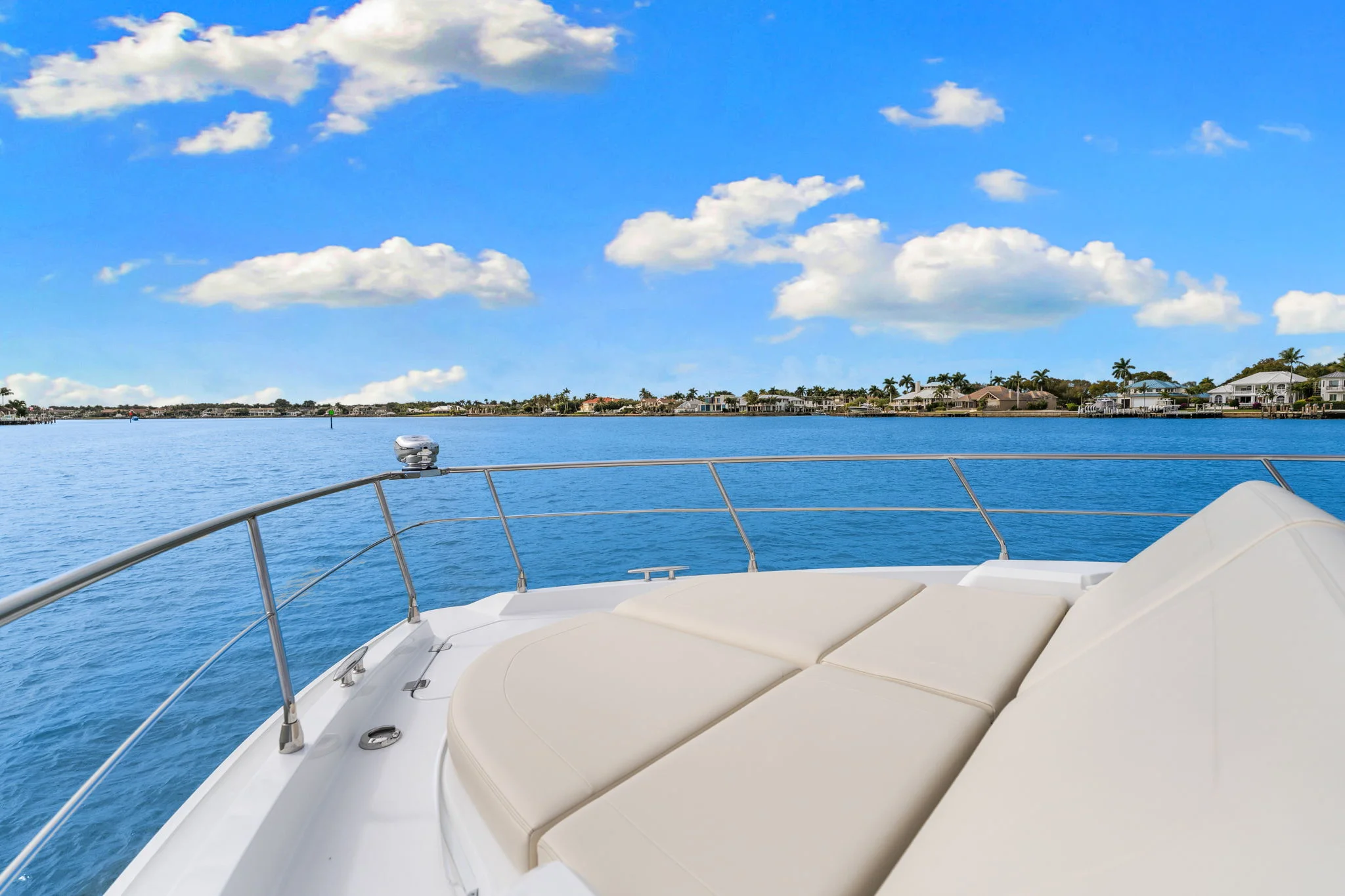 2026 Cruisers Yachts 57 FLY Image Thumbnail #45