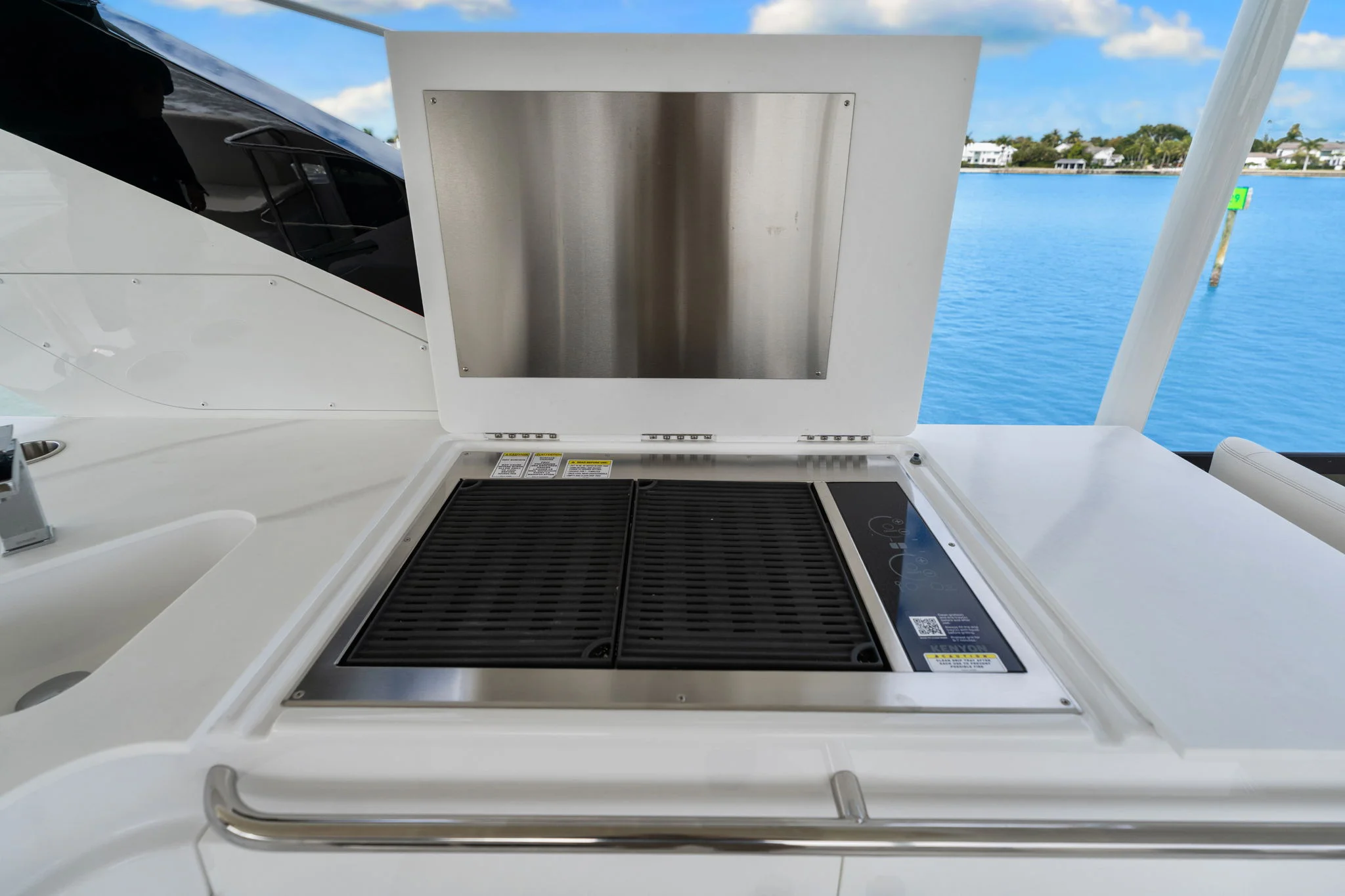 2026 Cruisers Yachts 57 FLY Image Thumbnail #53