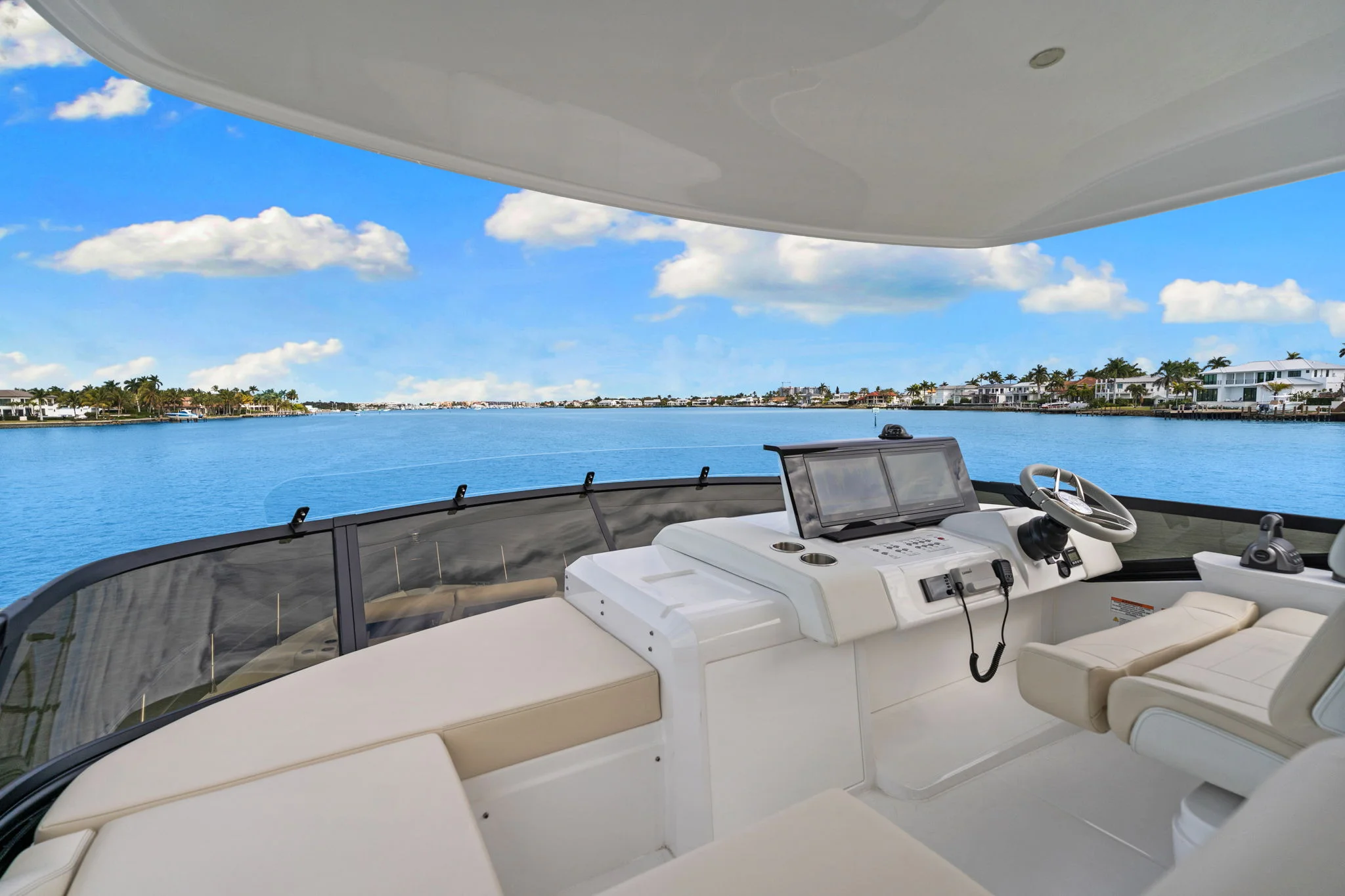 2026 Cruisers Yachts 57 FLY Image Thumbnail #57