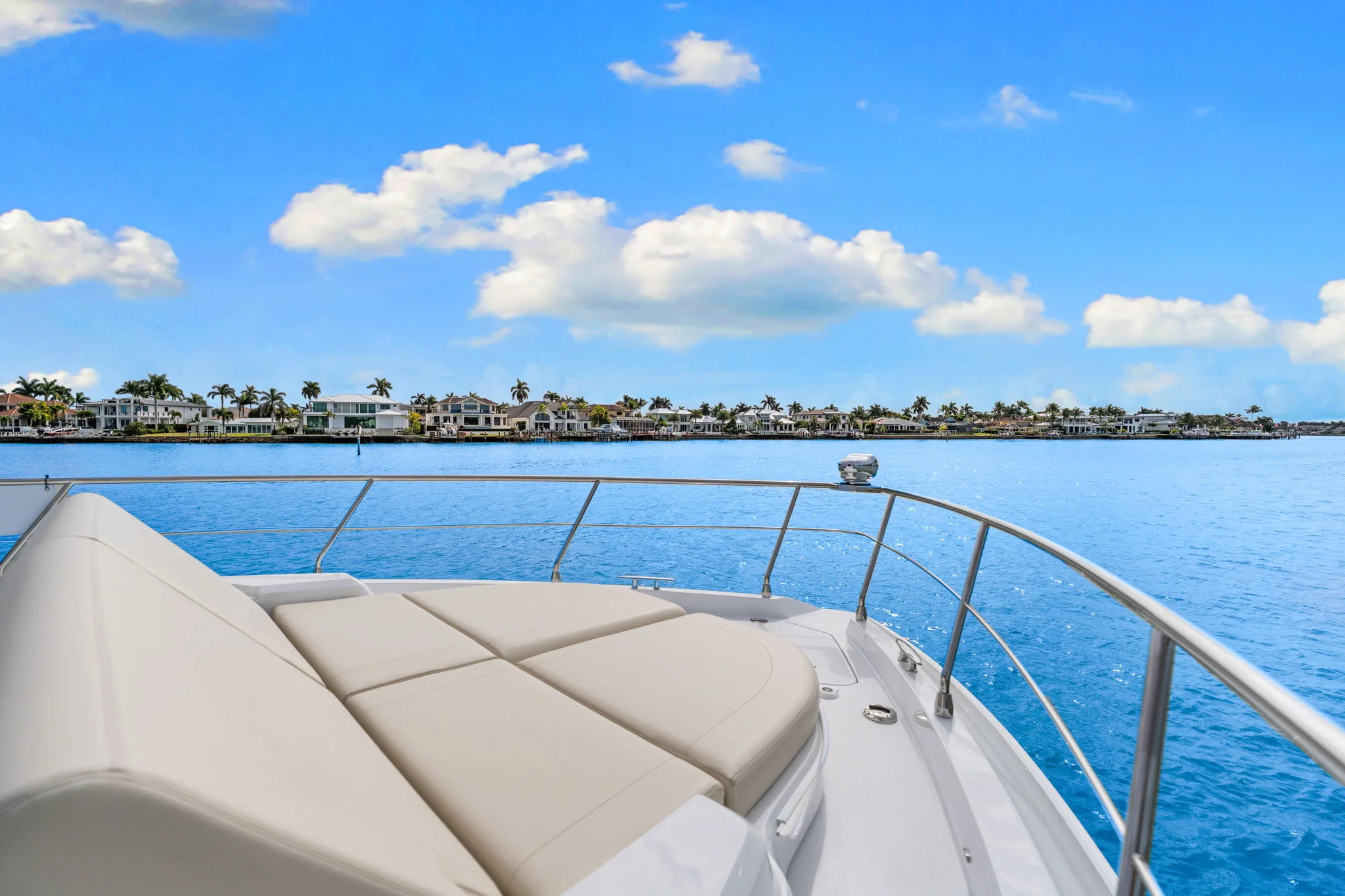 2026 Cruisers Yachts 57 FLY Image Thumbnail #43