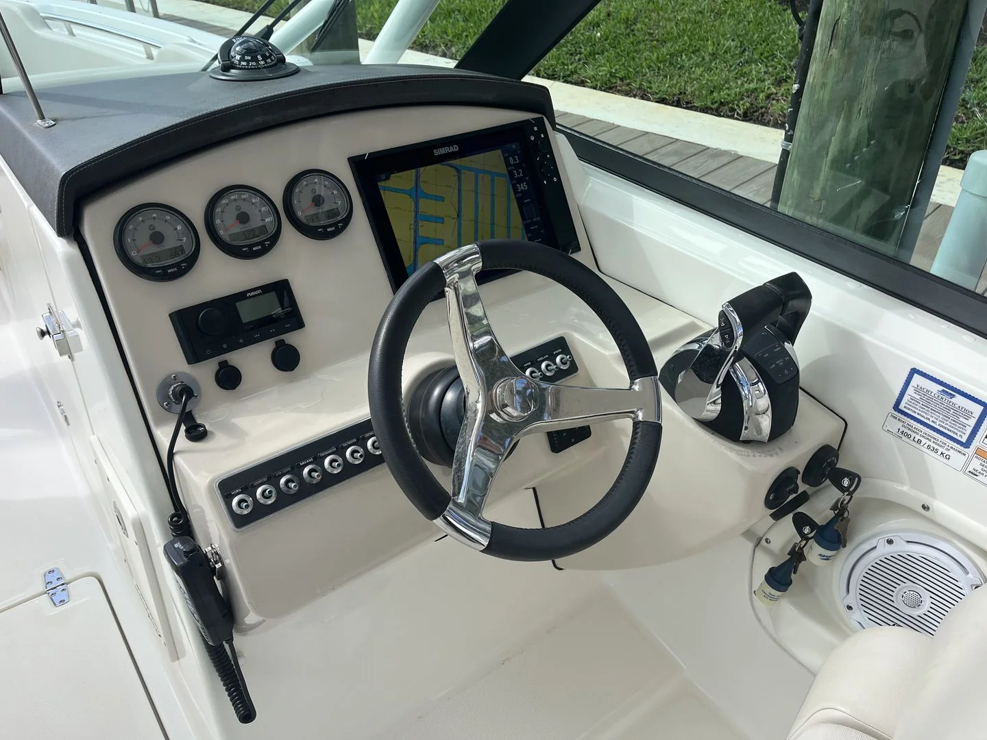 2016 Boston Whaler 270 VANTAGE Image Thumbnail #14