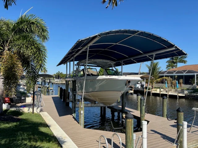 2016 Boston Whaler 270 VANTAGE Image Thumbnail #1