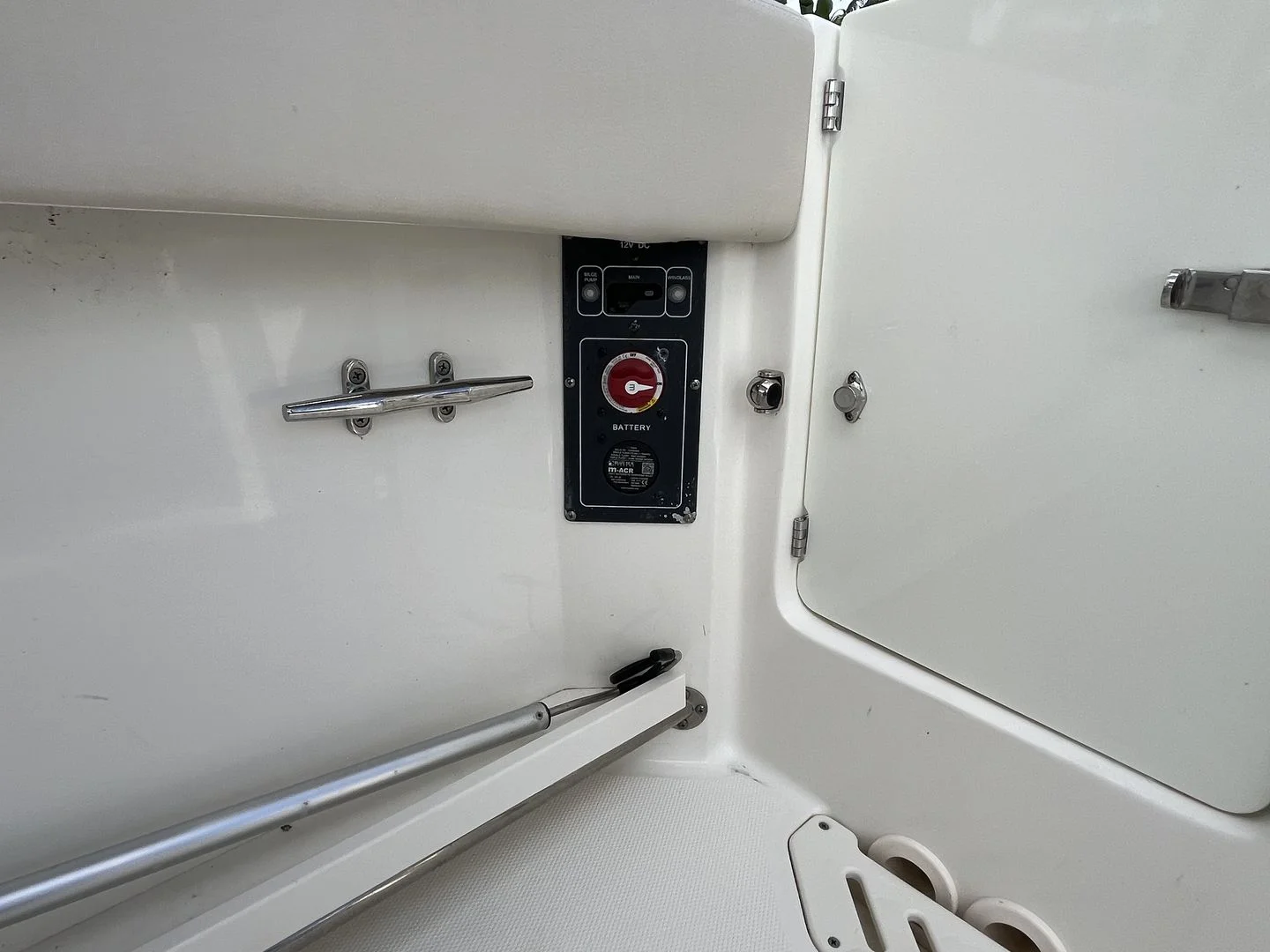 2016 Boston Whaler 270 VANTAGE Image Thumbnail #29