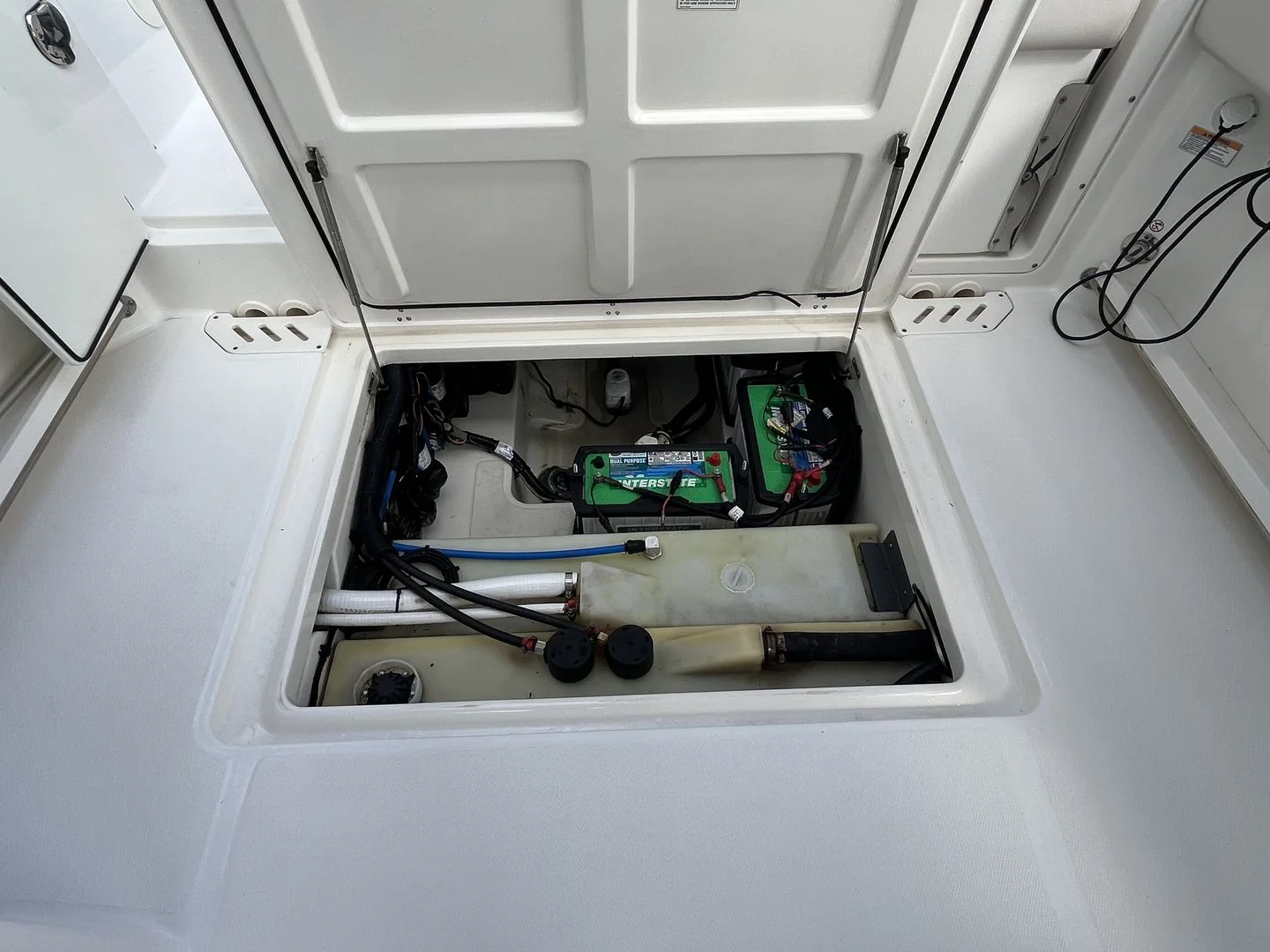 2016 Boston Whaler 270 VANTAGE Image Thumbnail #12