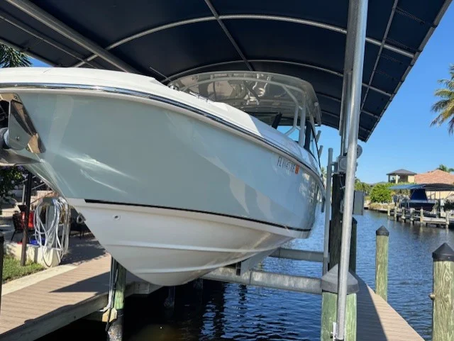 2016 Boston Whaler 270 VANTAGE Image Thumbnail #2