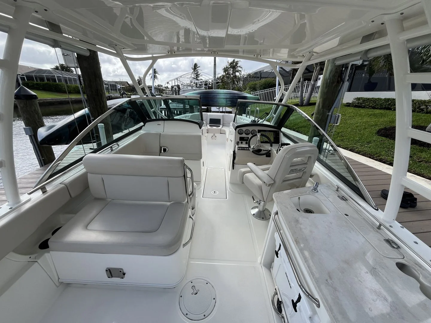 2016 Boston Whaler 270 VANTAGE Image Thumbnail #18