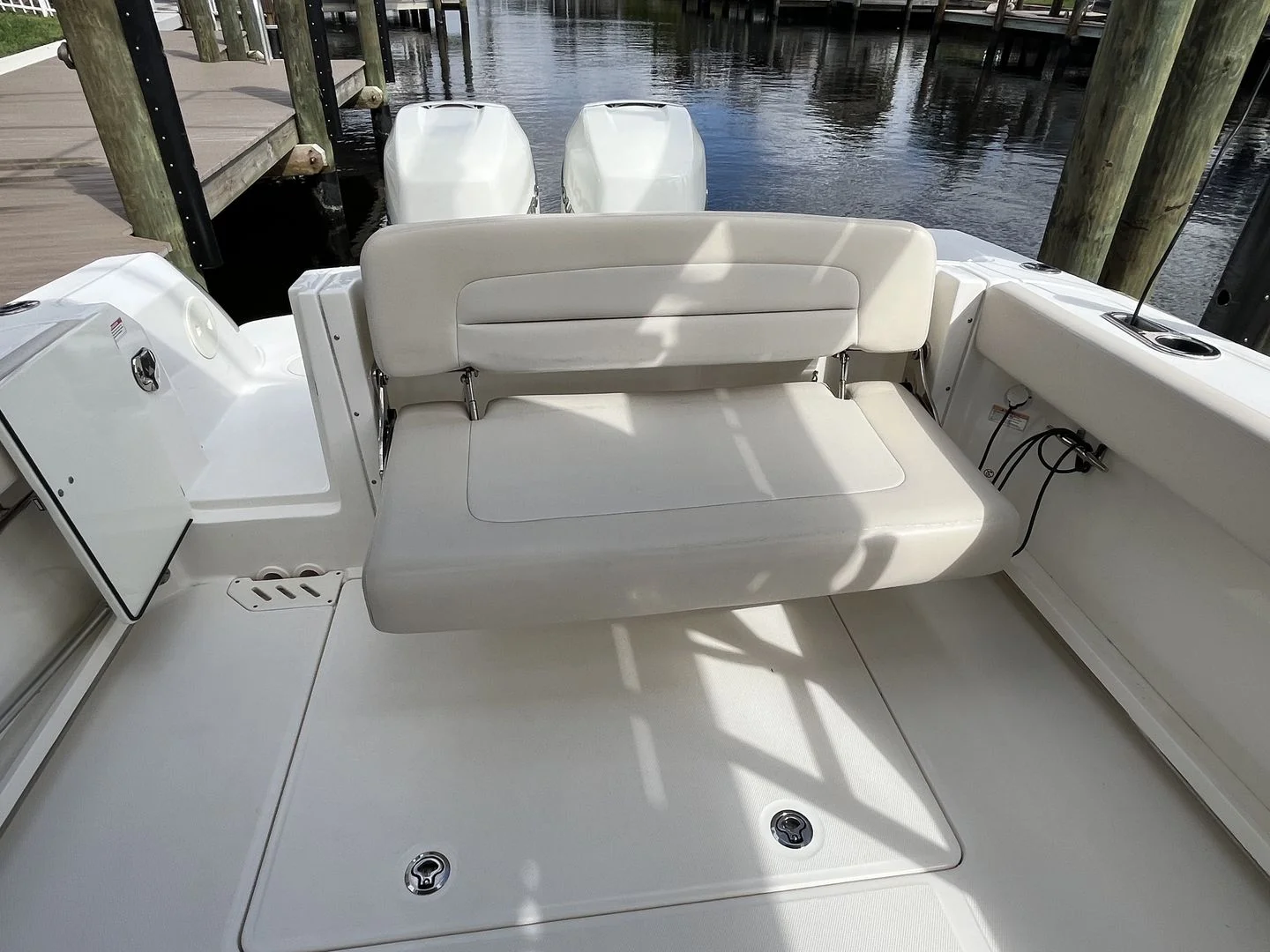 2016 Boston Whaler 270 VANTAGE Image Thumbnail #10