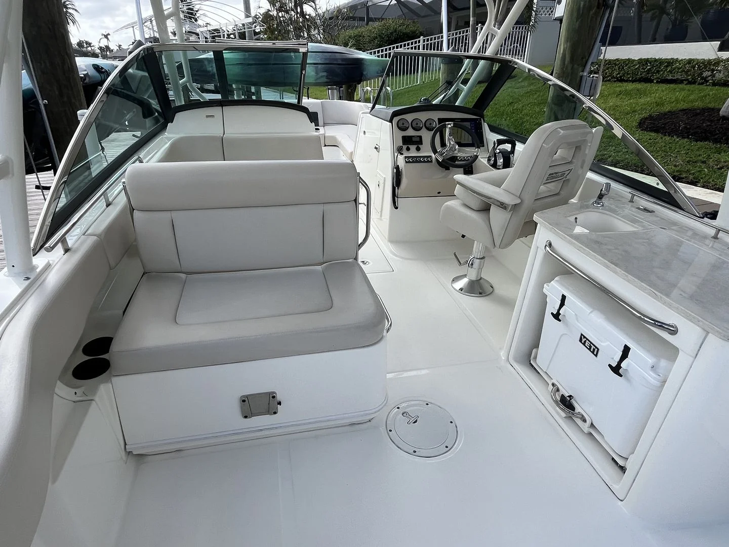 2016 Boston Whaler 270 VANTAGE Image Thumbnail #20