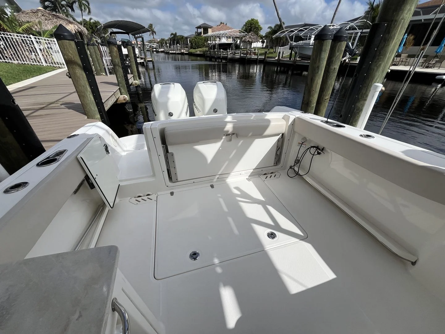 2016 Boston Whaler 270 VANTAGE Image Thumbnail #9