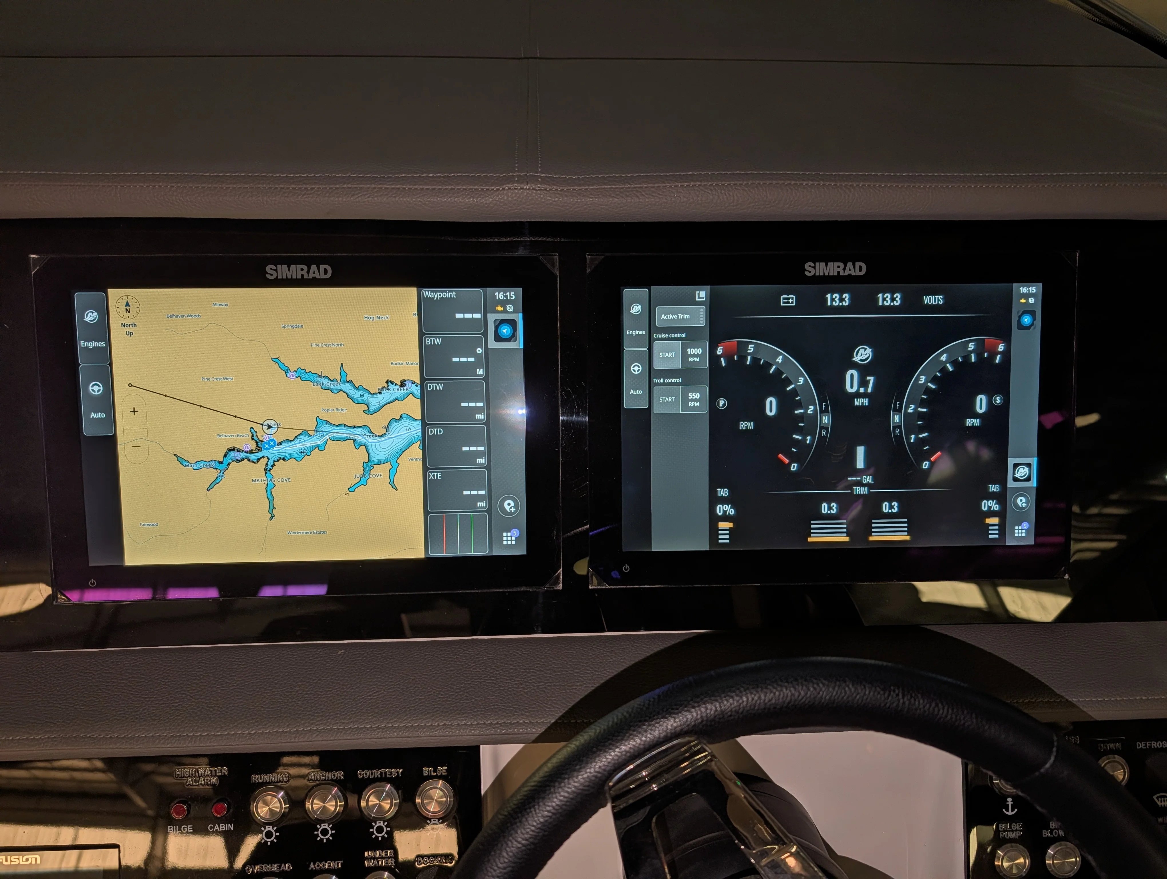 2024 Sea Ray 320 SUNDANCER Image Thumbnail #39