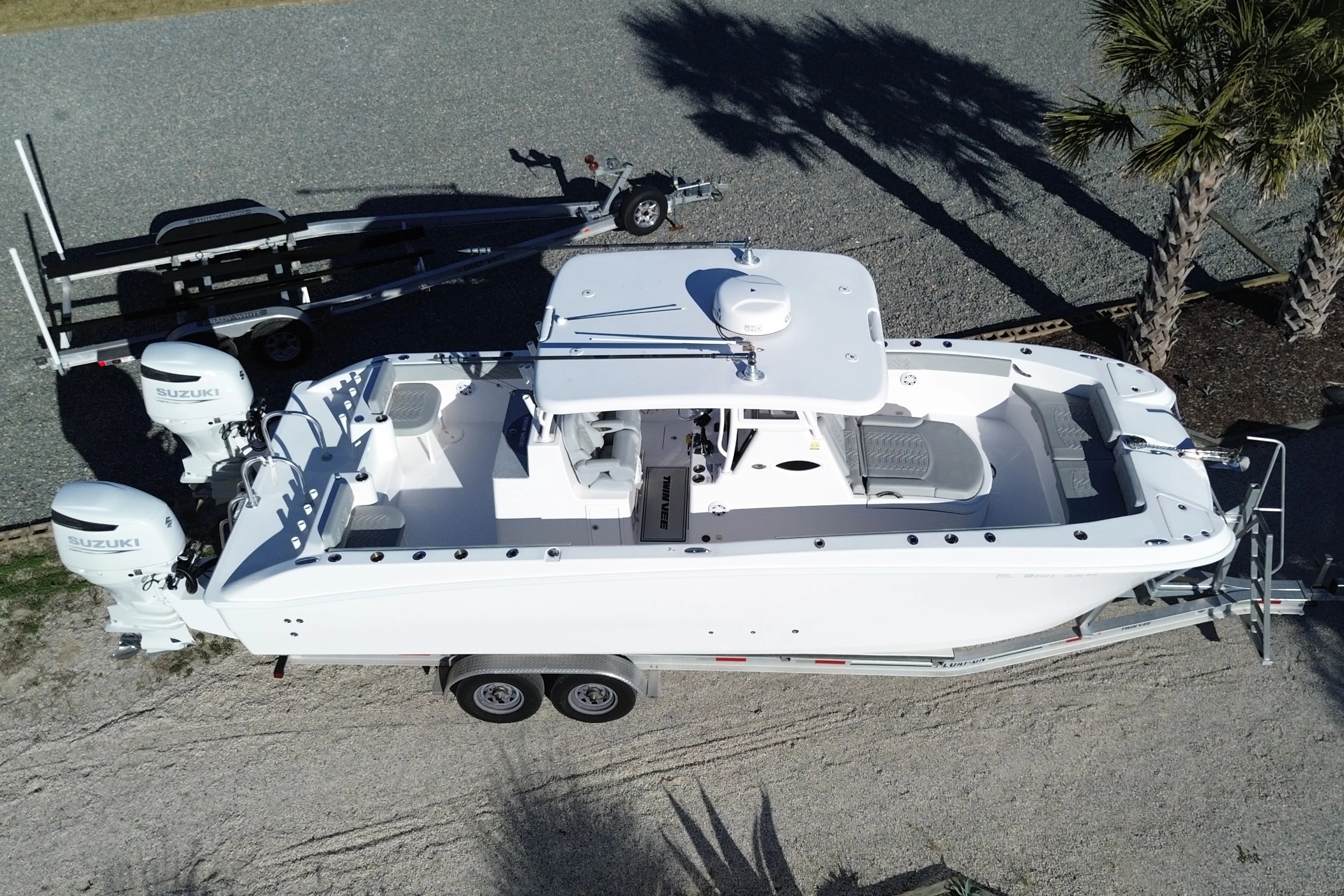 2022 Twin Vee 280 GFX Image Thumbnail #1