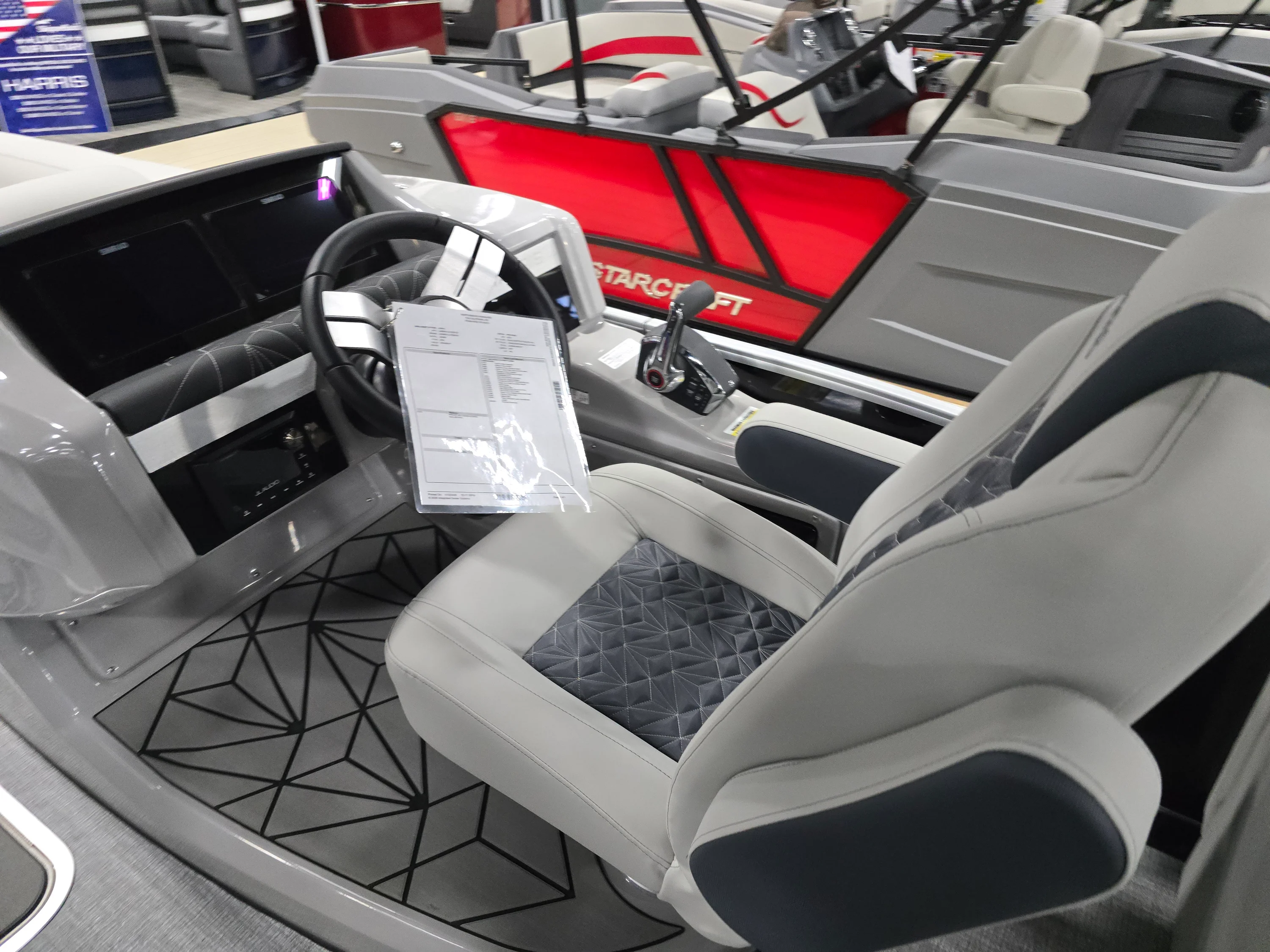 2026 Harris GRAND MARINER 230 Image Thumbnail #14