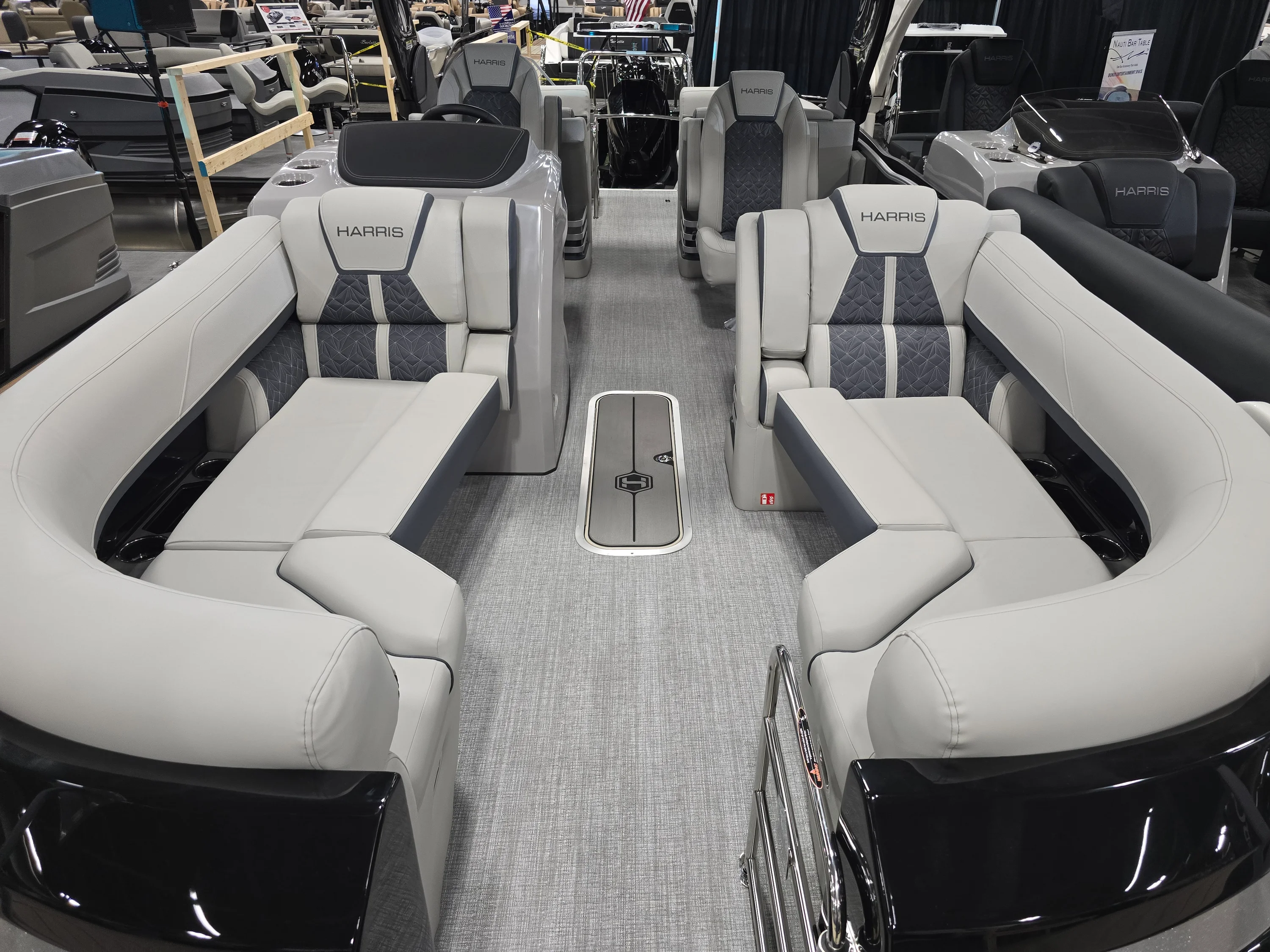 2026 Harris GRAND MARINER 230 Image Thumbnail #7