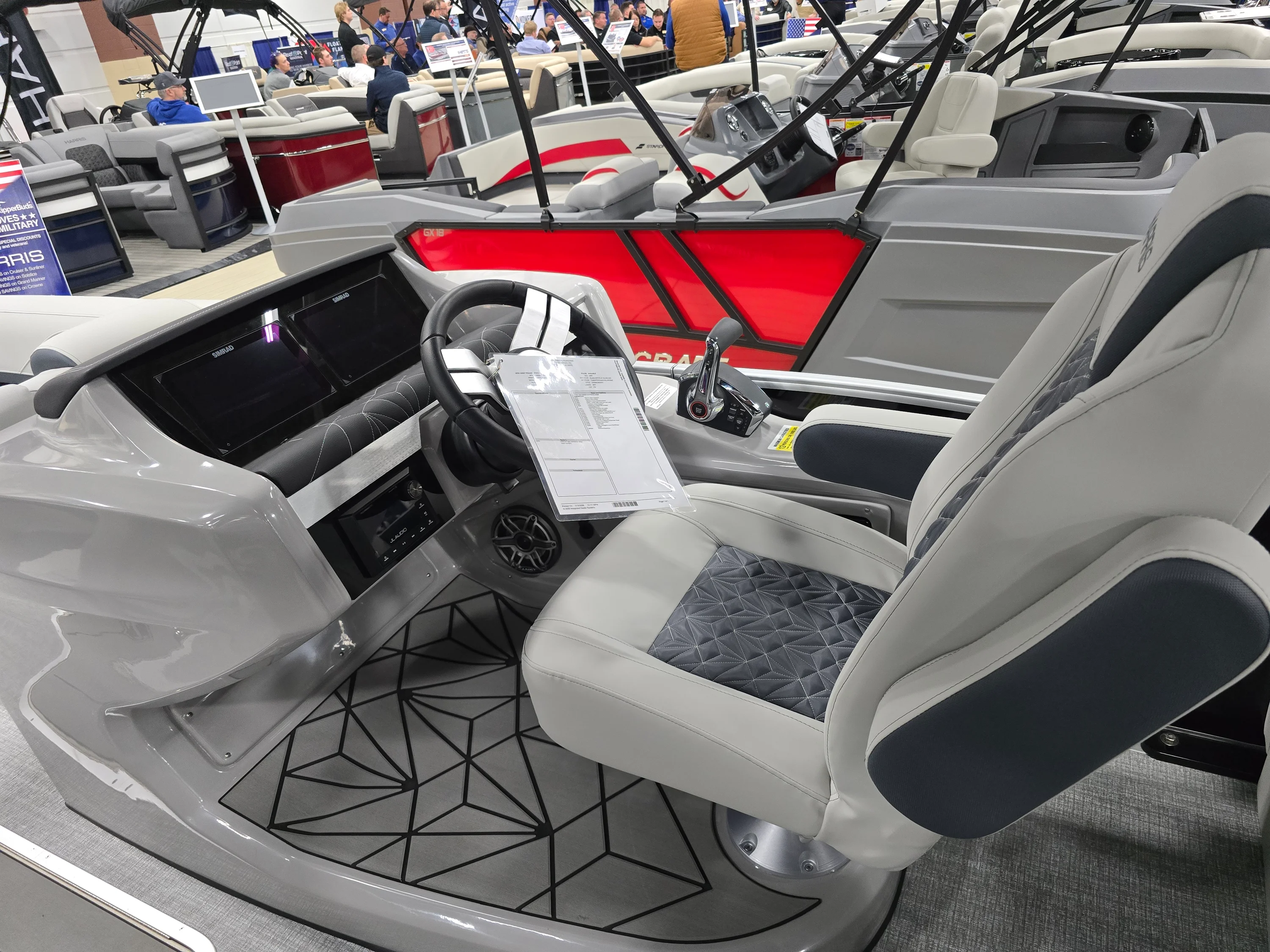 2026 Harris GRAND MARINER 230 Image Thumbnail #13