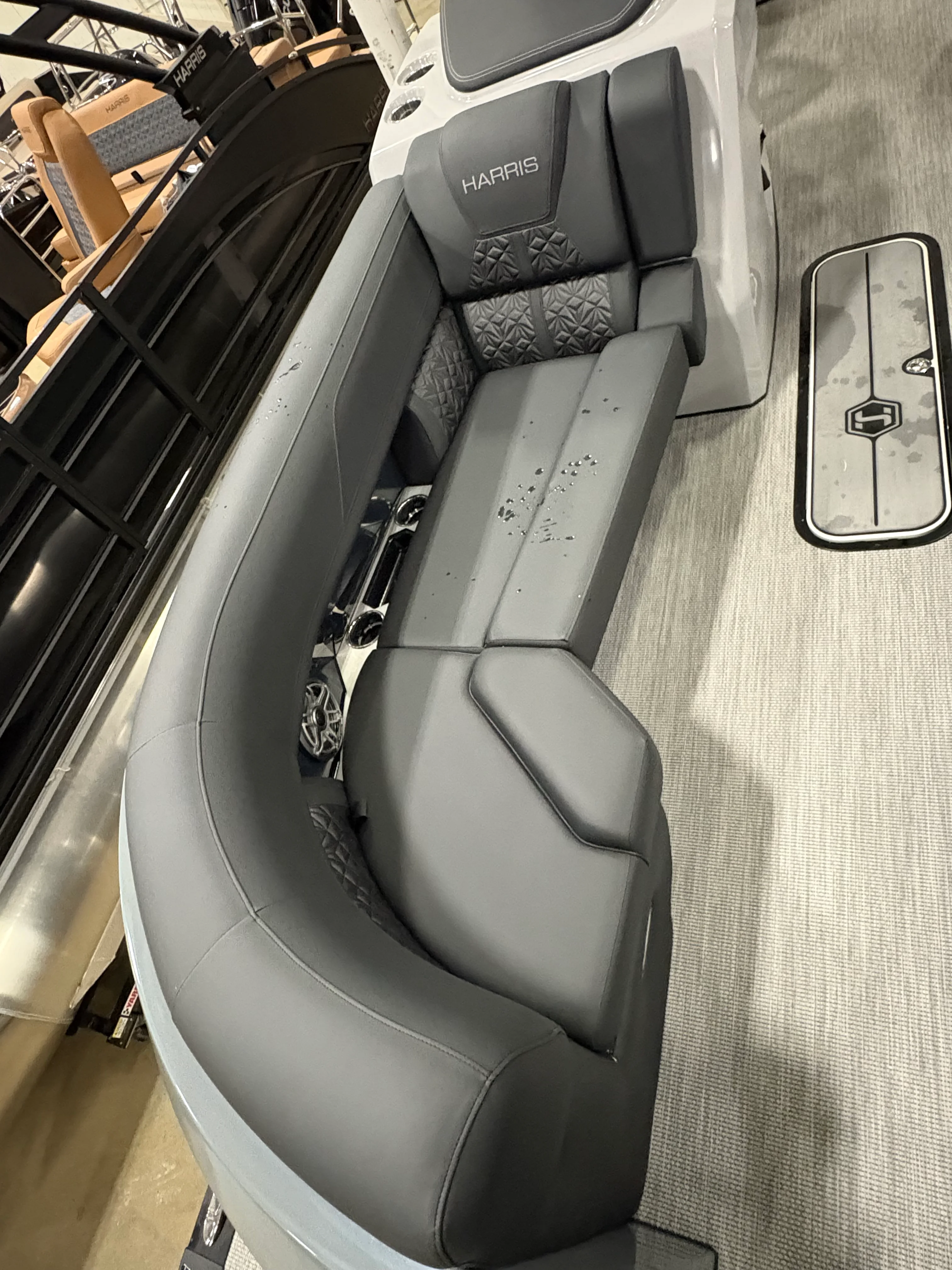 2026 Harris 230 Grand Mariner Image Thumbnail #9