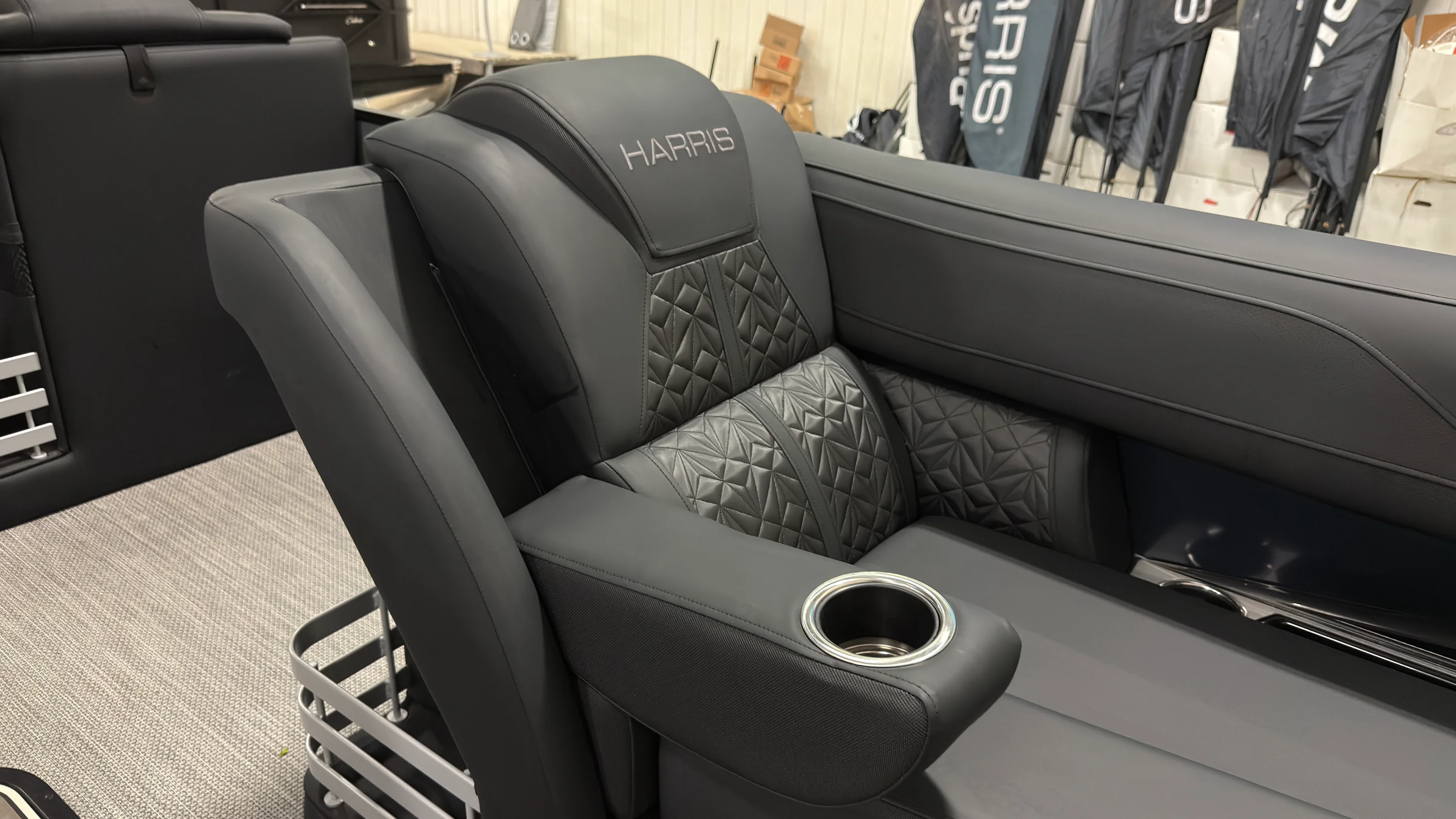 2026 Harris 230 Grand Mariner Image Thumbnail #7