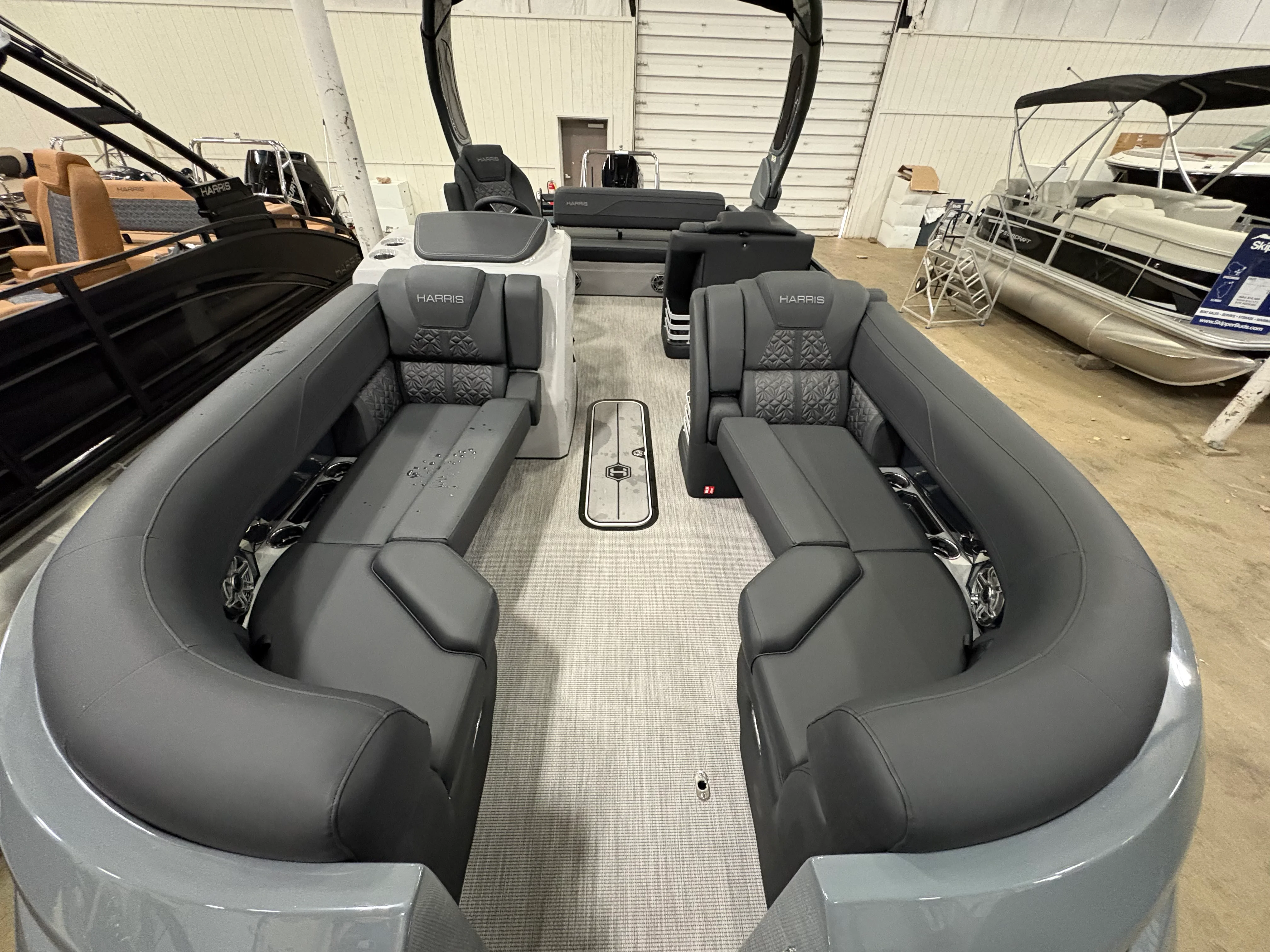 2026 Harris Grand Mariner 230 Image Thumbnail #7