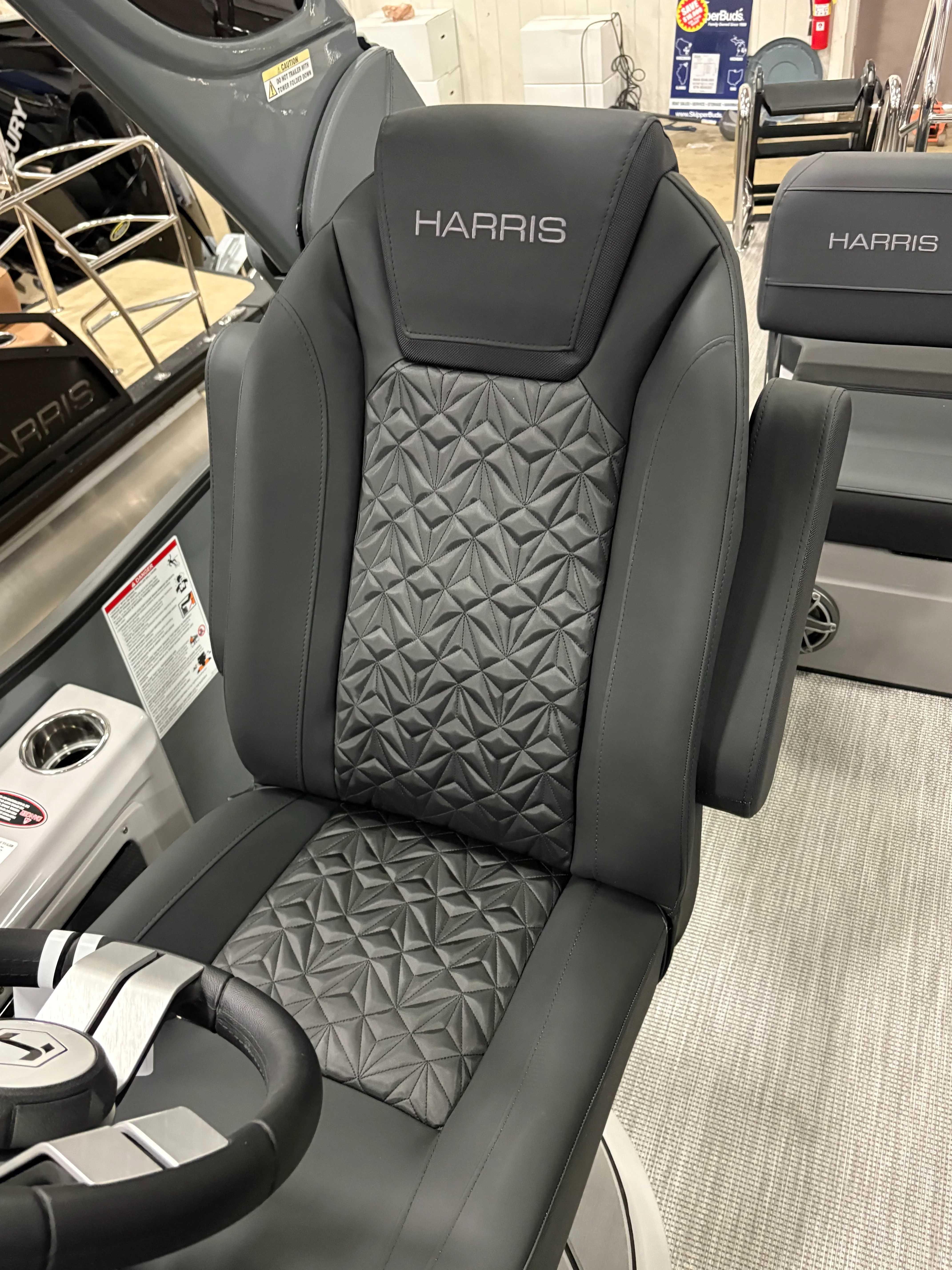 2026 Harris Grand Mariner 230 Image Thumbnail #13