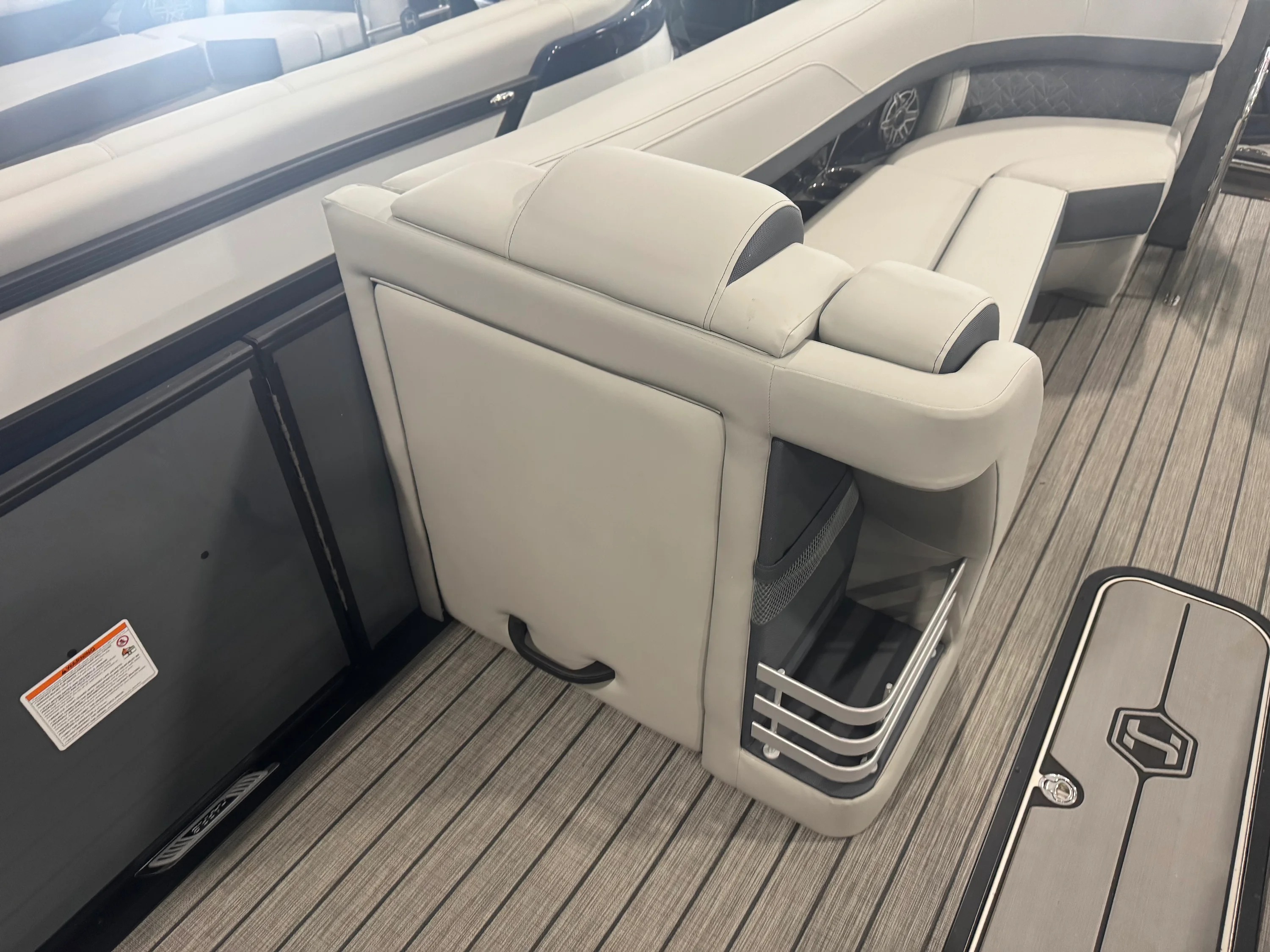 2026 Harris GRAND MARINER 270 Image Thumbnail #34