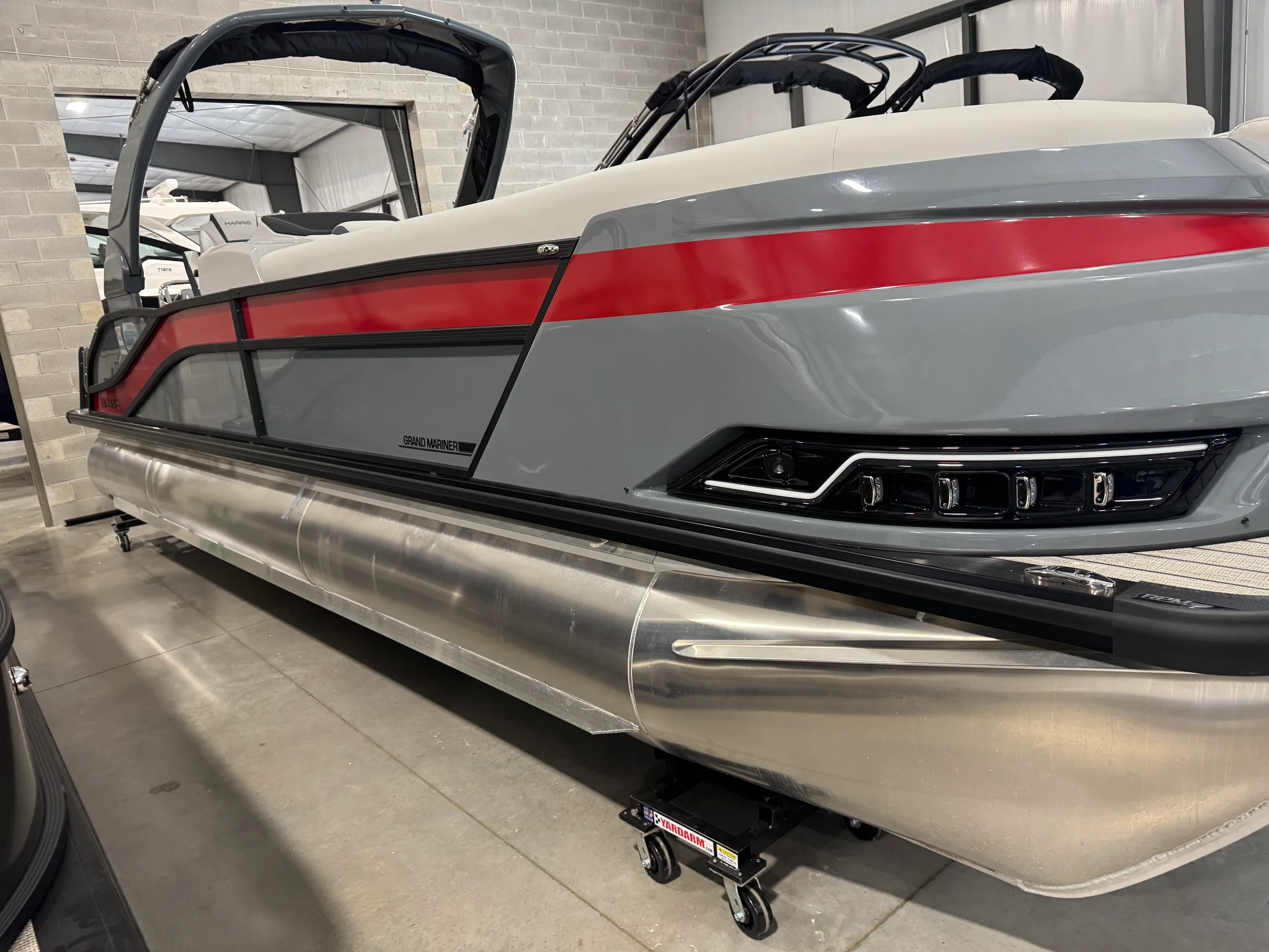 2026 Harris GRAND MARINER 270 Image Thumbnail #1