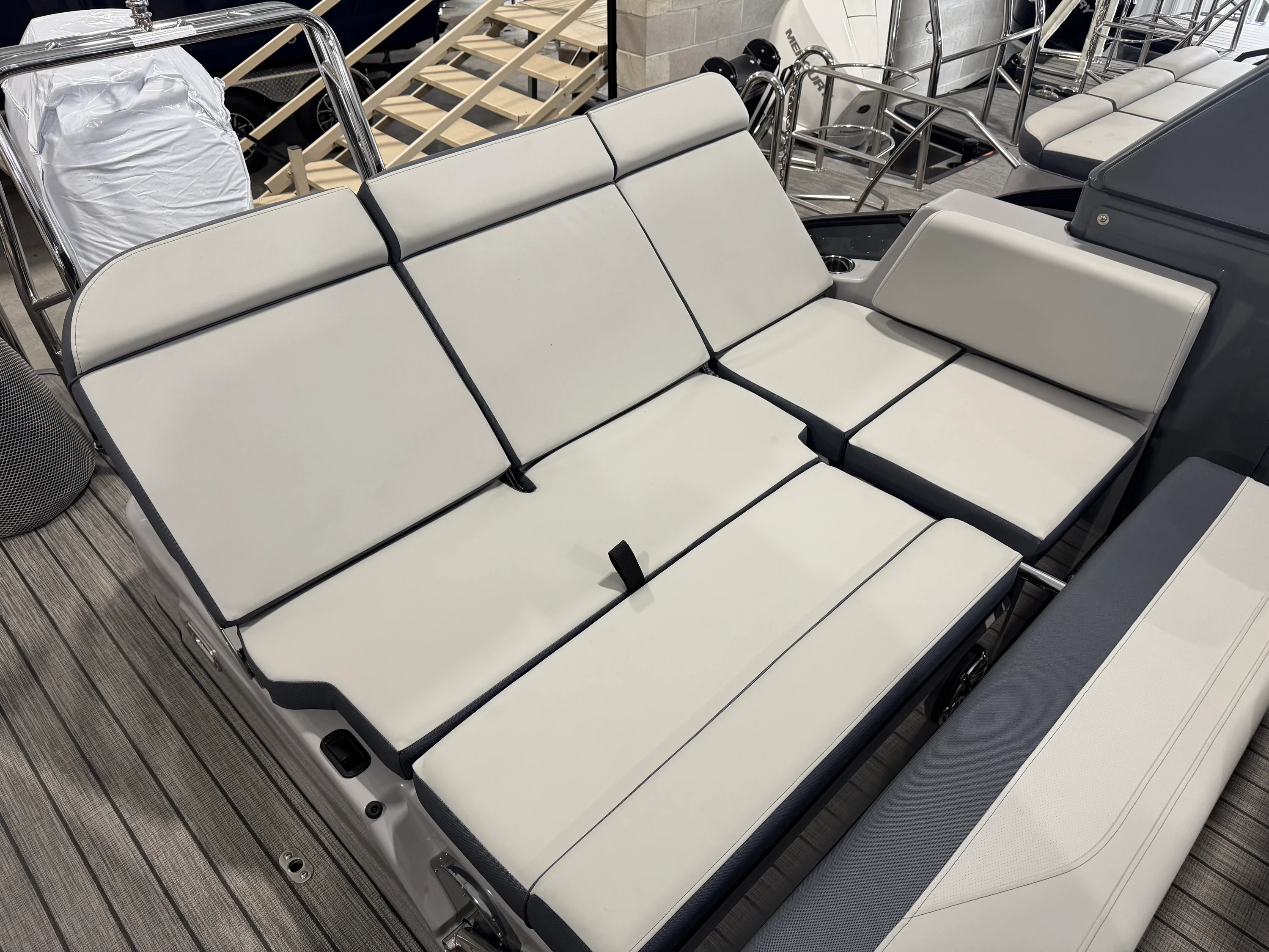 2026 Harris GRAND MARINER 270 Image Thumbnail #54