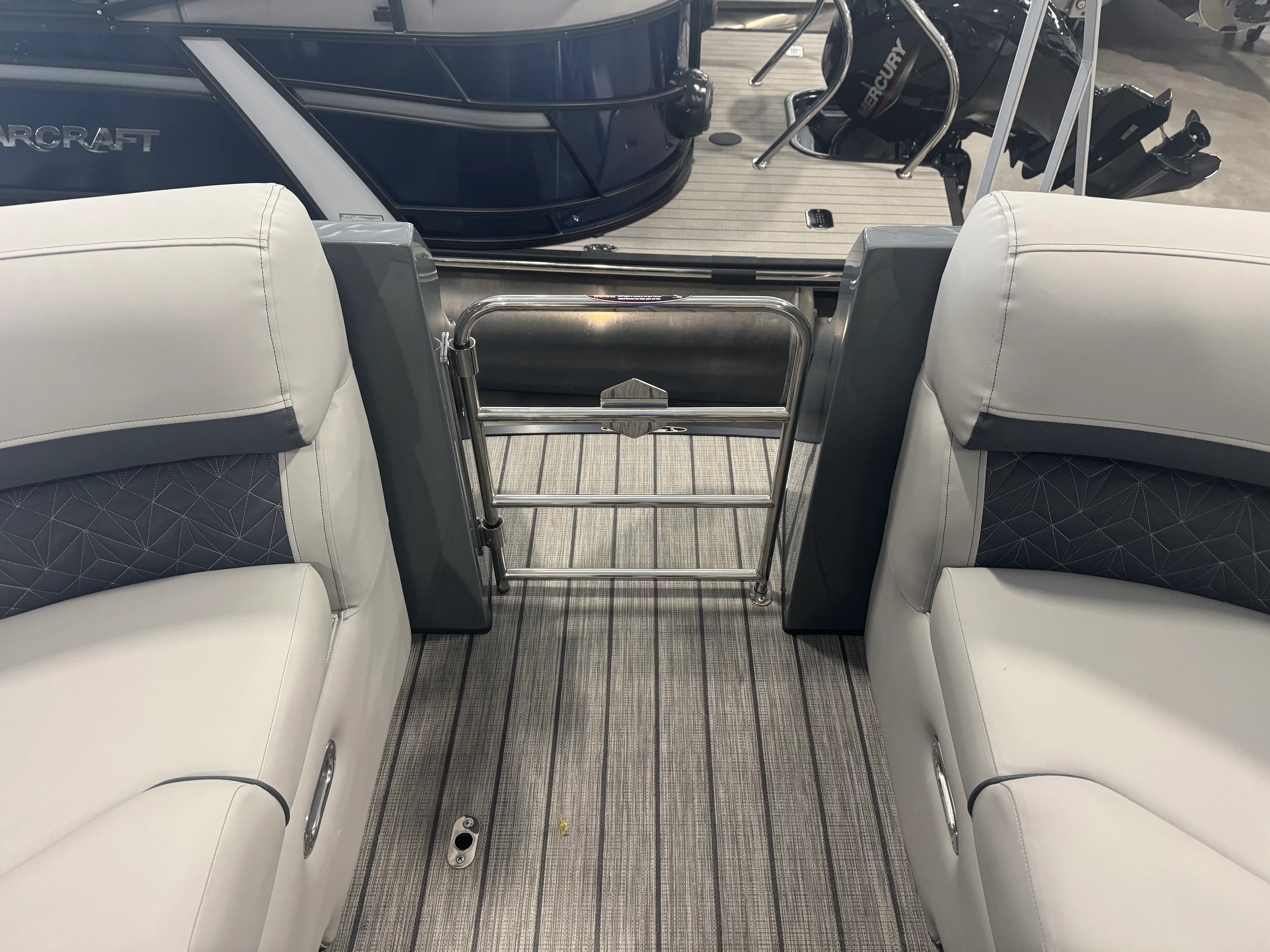 2026 Harris GRAND MARINER 270 Image Thumbnail #24