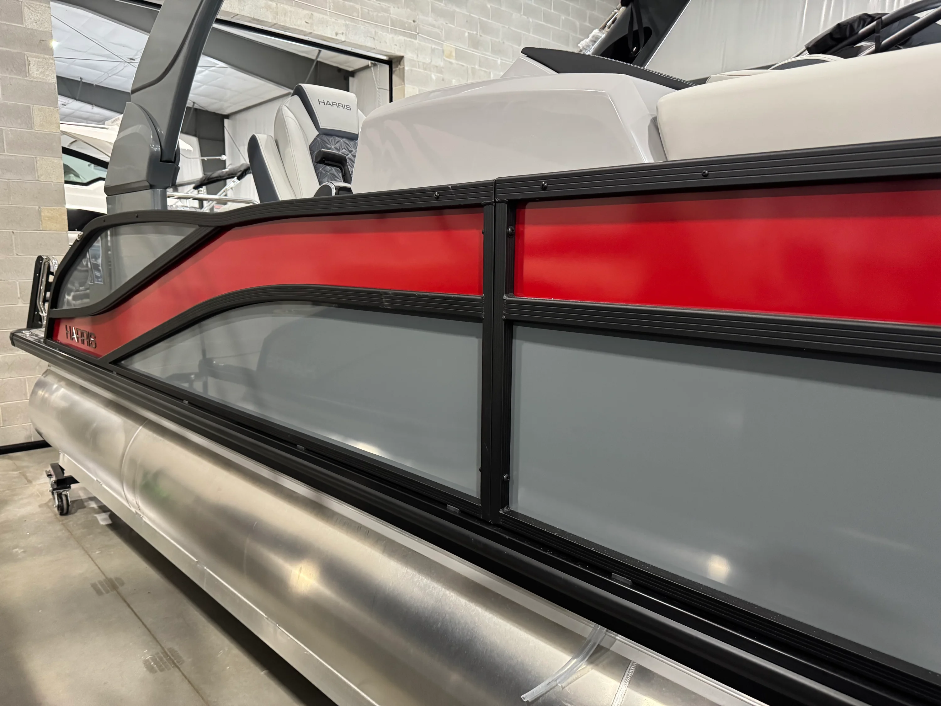 2026 Harris GRAND MARINER 270 Image Thumbnail #3