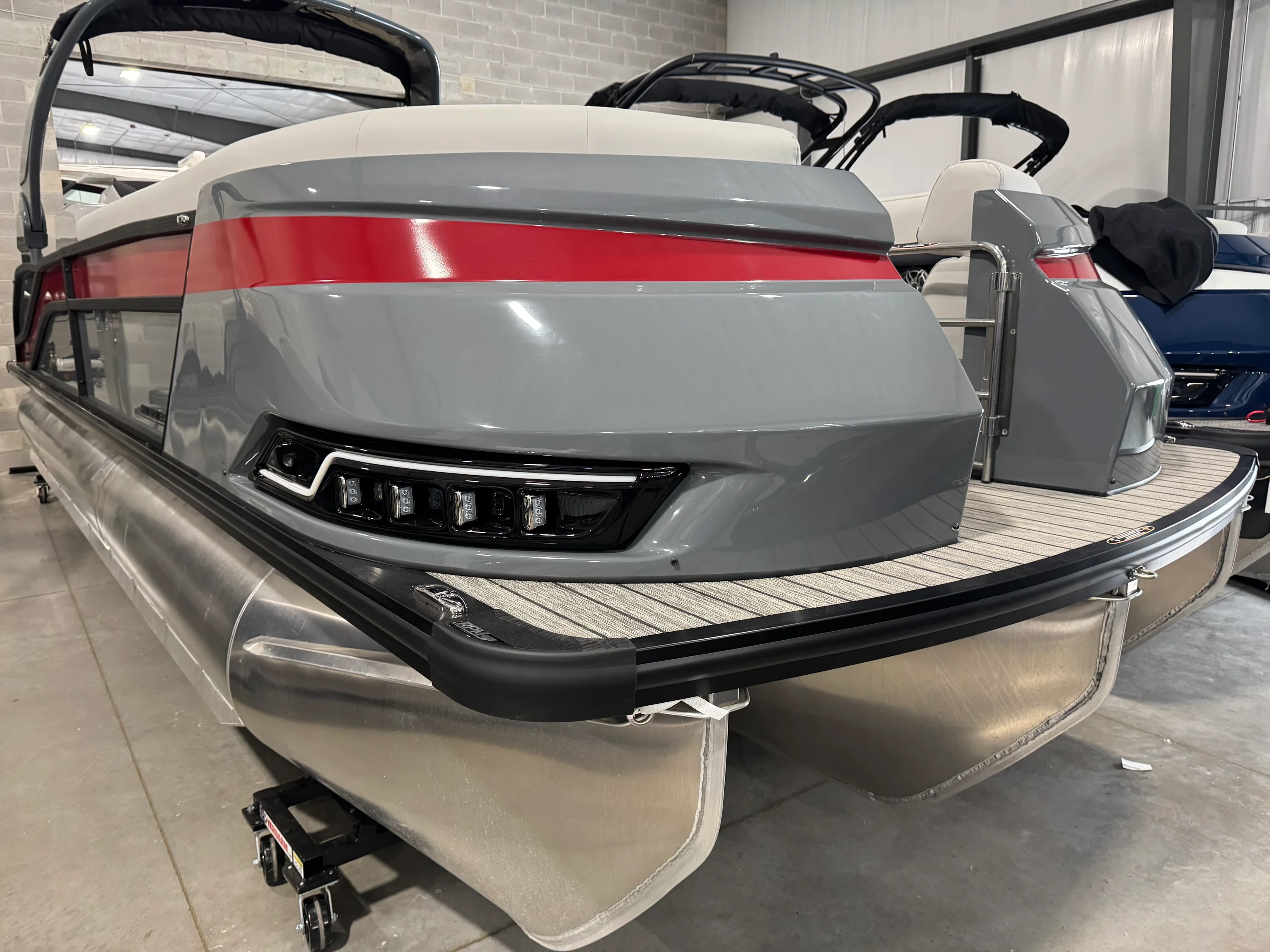 2026 Harris GRAND MARINER 270 Image Thumbnail #6