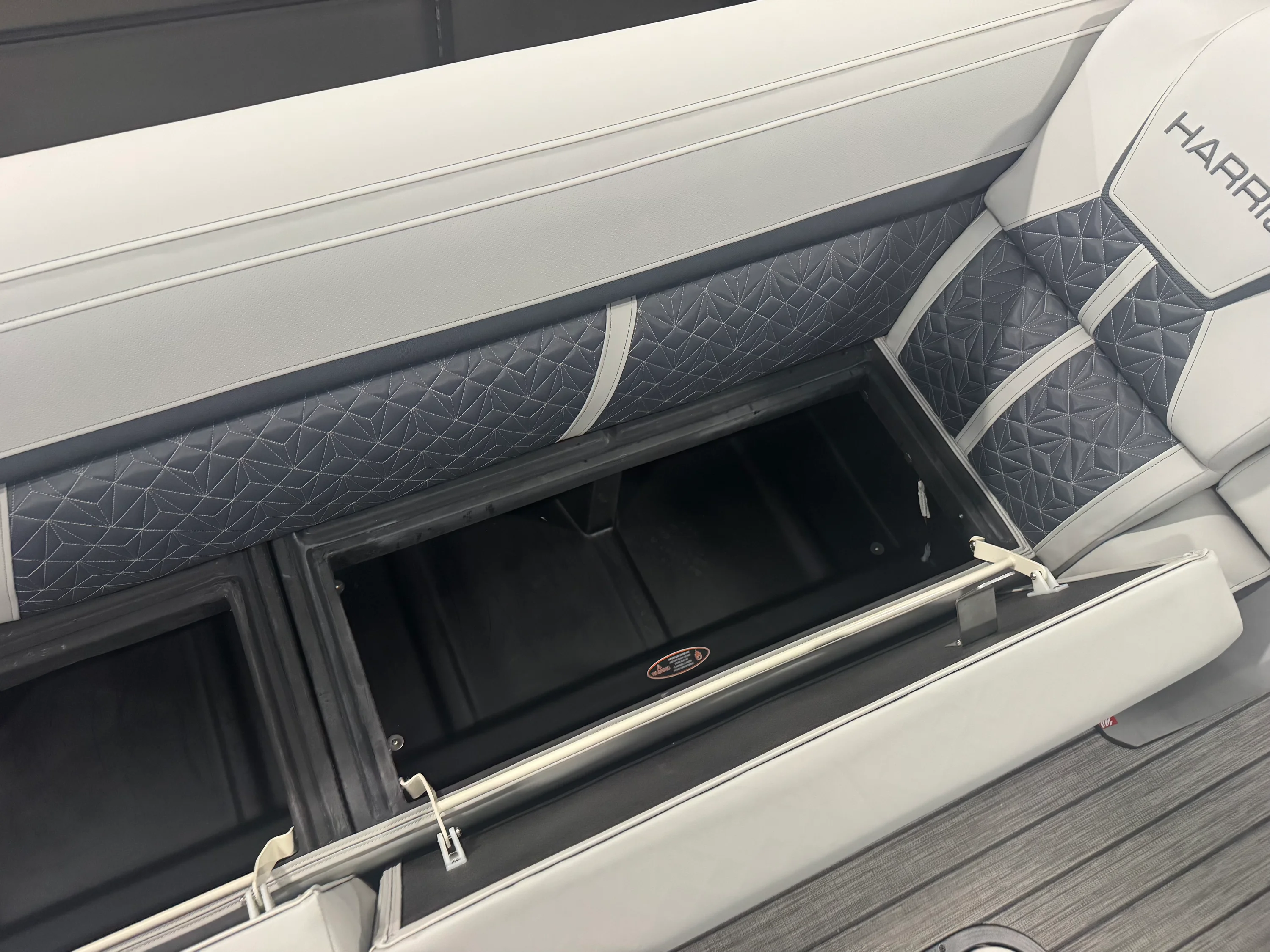 2026 Harris GRAND MARINER 270 Image Thumbnail #19