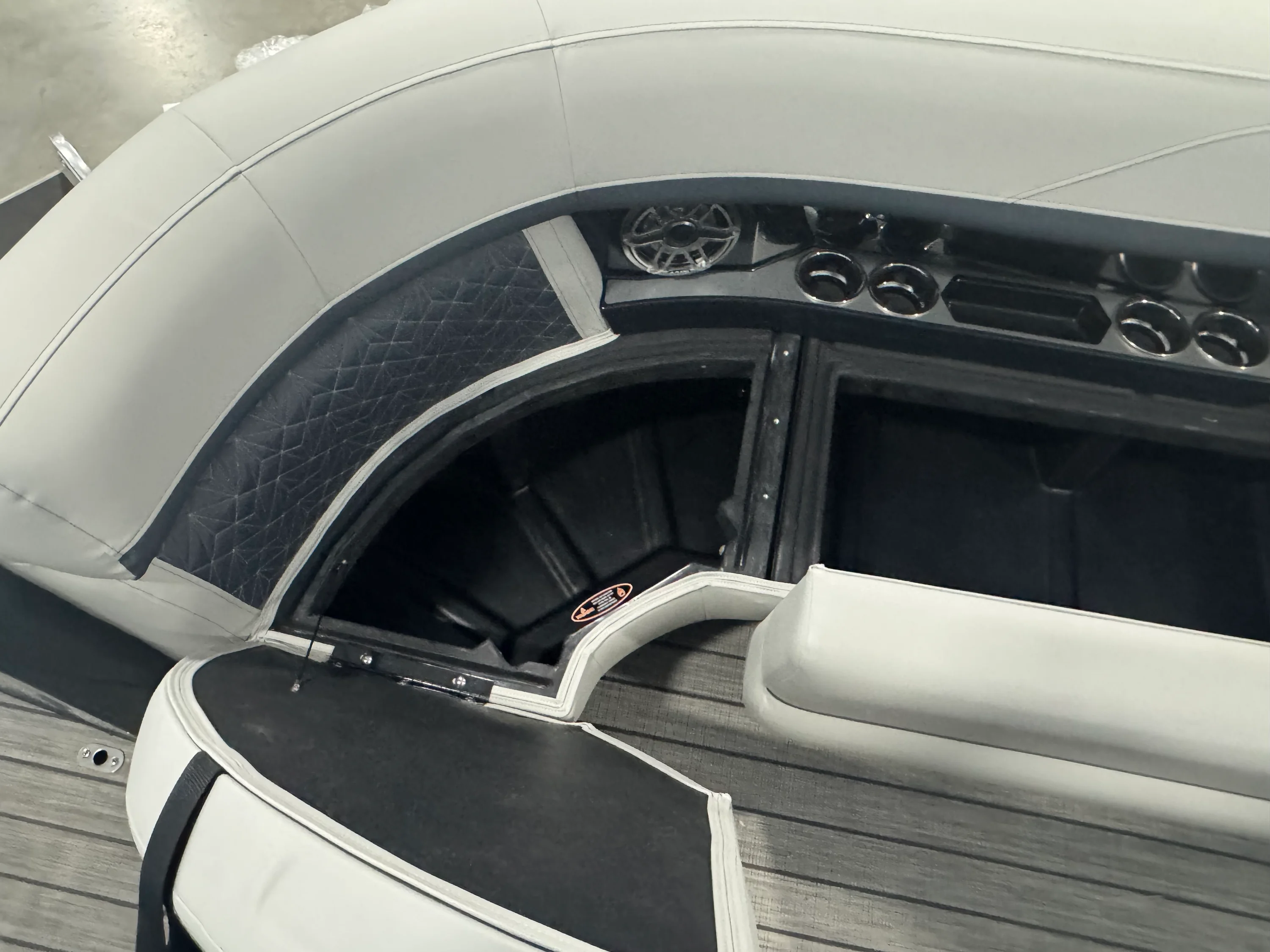 2026 Harris GRAND MARINER 270 Image Thumbnail #22