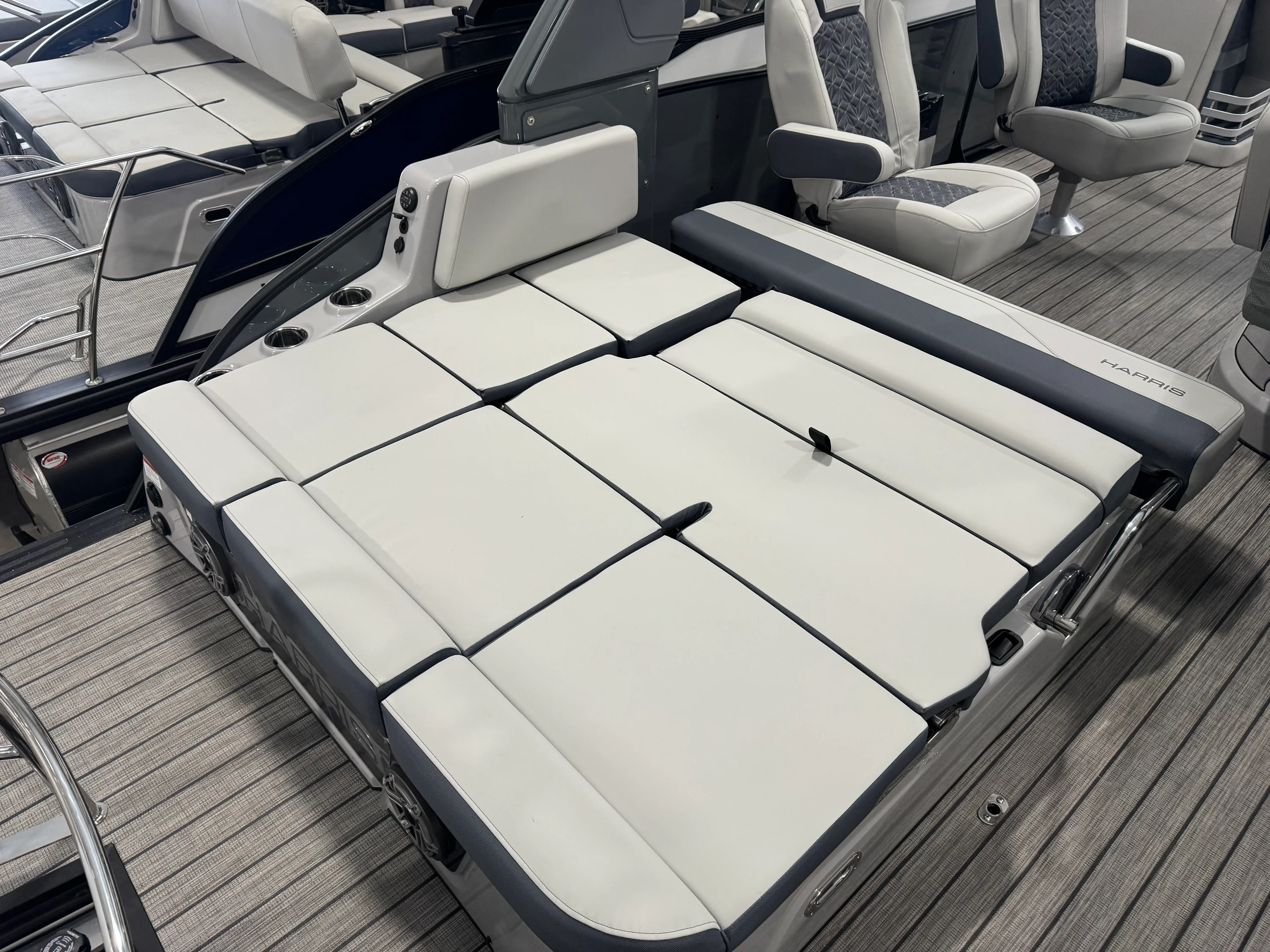 2026 Harris GRAND MARINER 270 Image Thumbnail #55